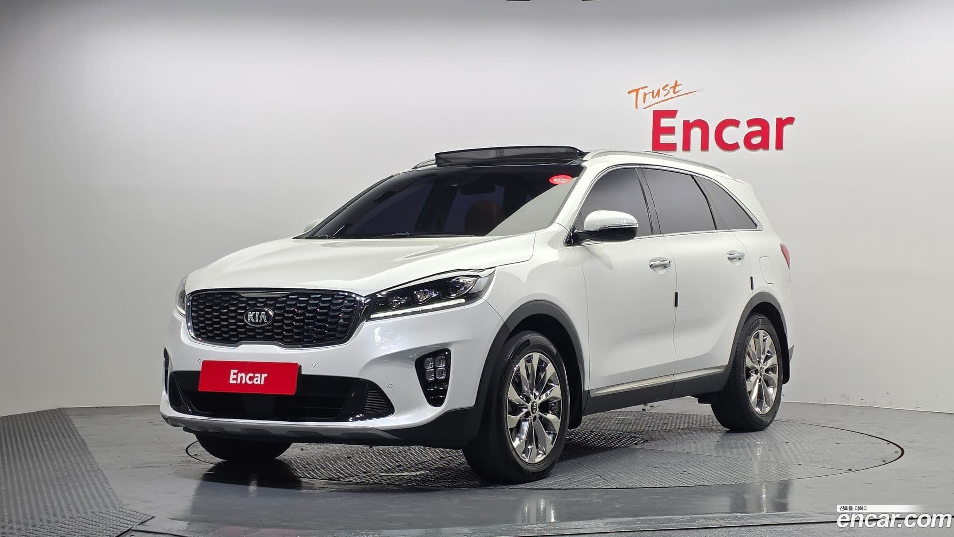 Main__Slider__Photo:Sorento Kia 2018.4-0