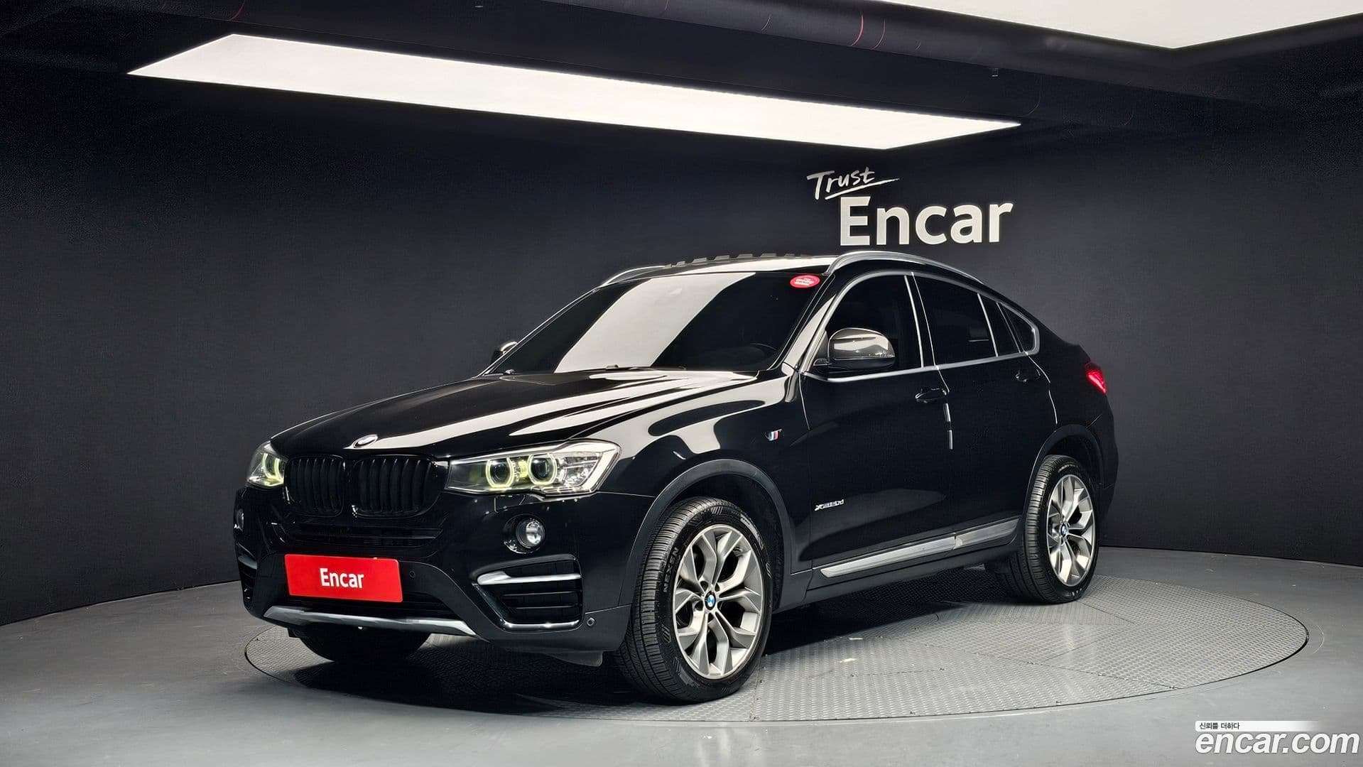Main__Slider__Photo:X4 BMW 2017.2-0