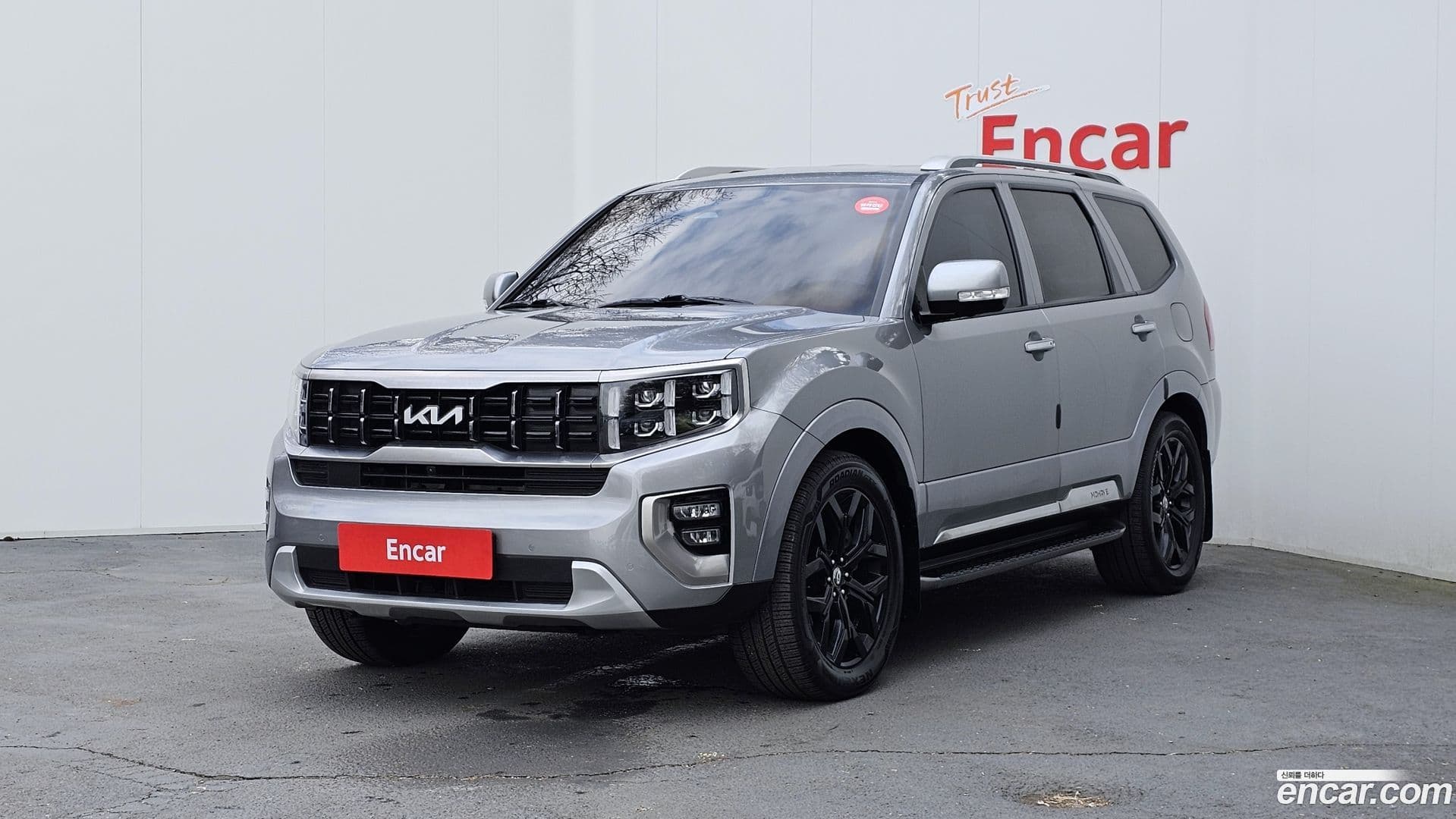 Main__Slider__Photo:Mohave Kia 2022.8-0