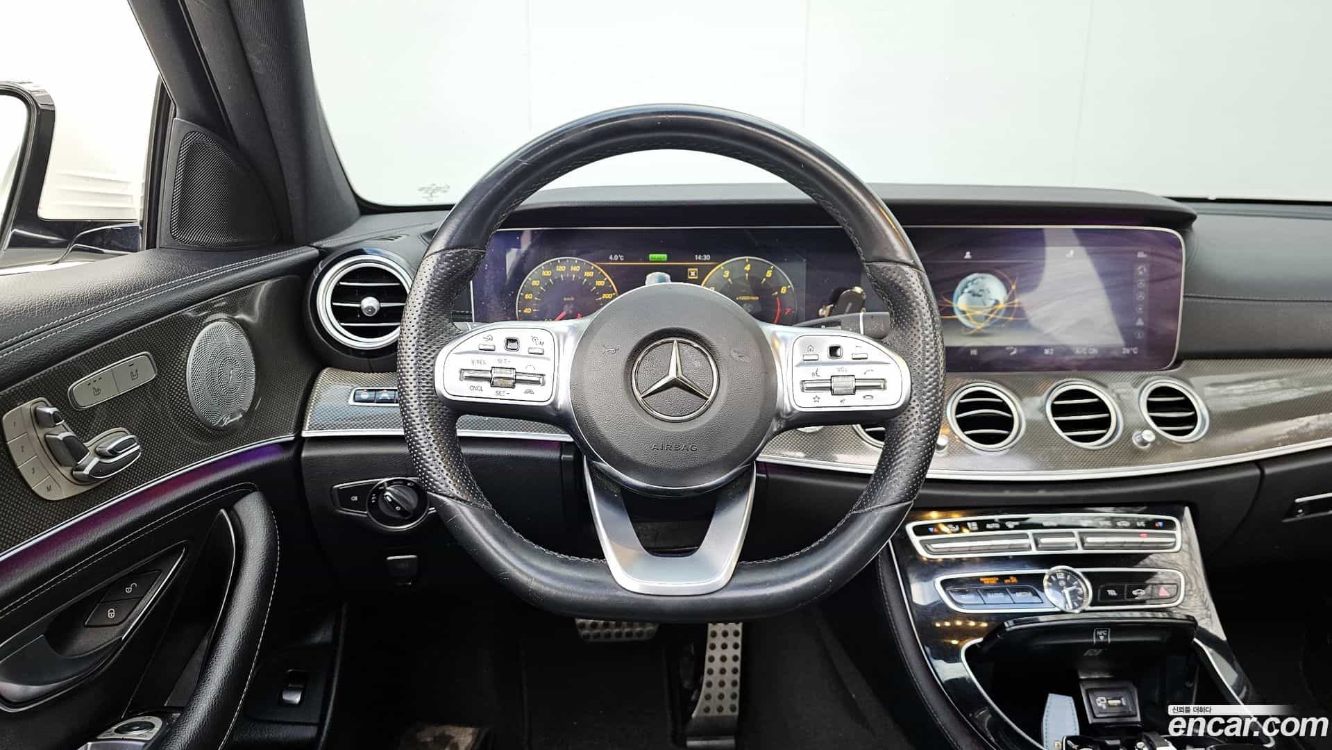 E-Class Mercedes-Benz 2019.11-OPTION-017
