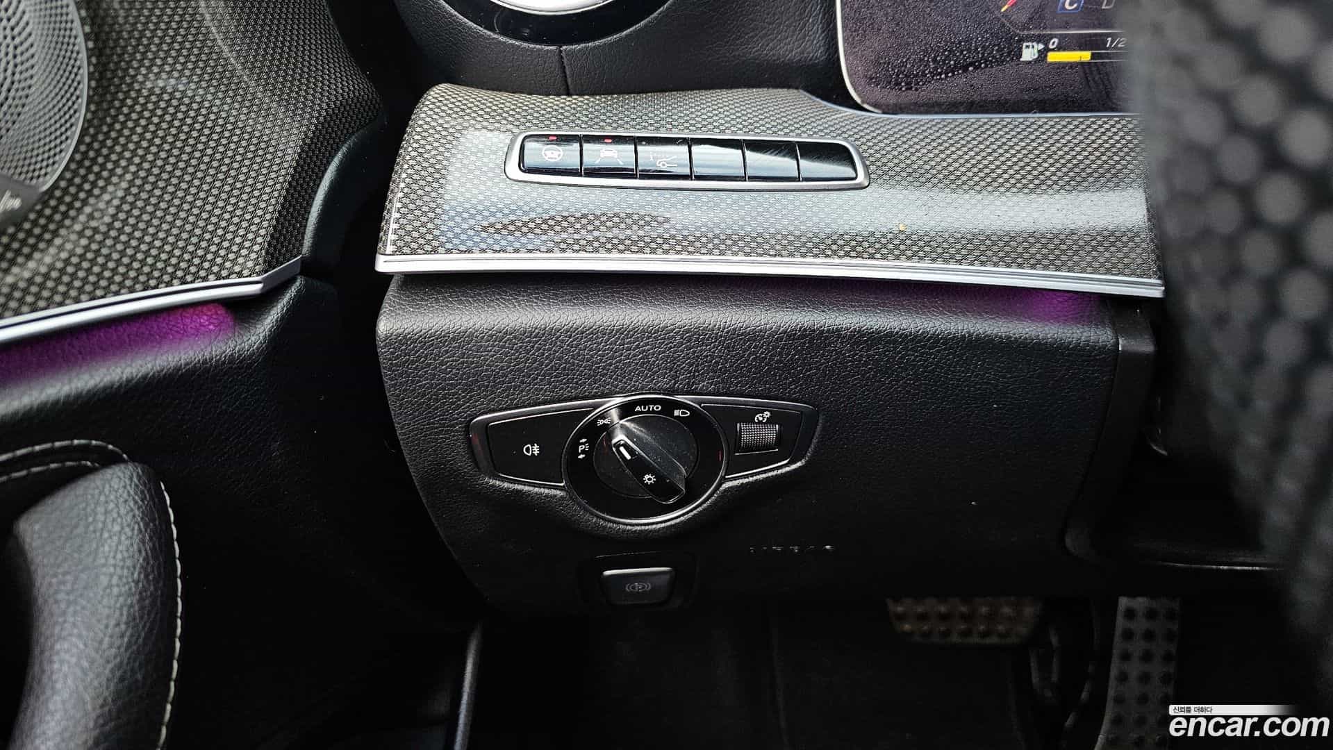 E-Class Mercedes-Benz 2019.11-OPTION-022