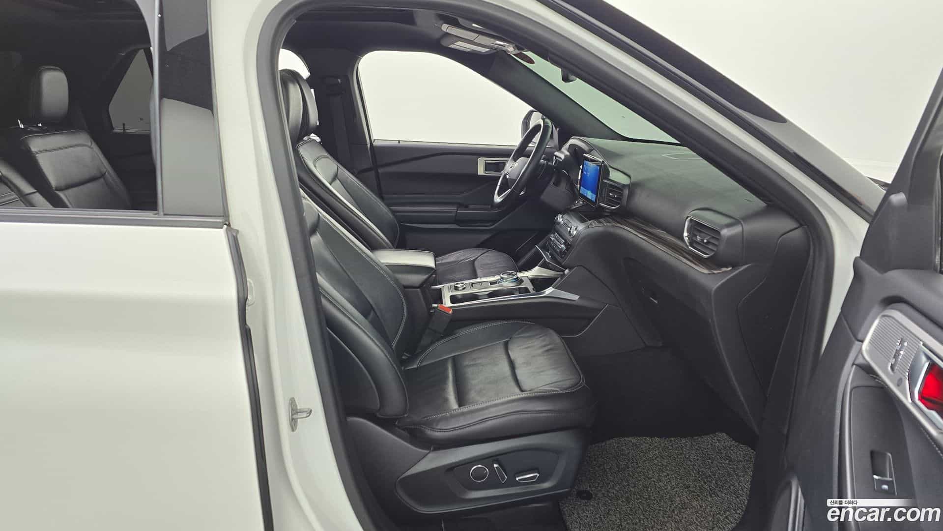 Explorer Ford 2020.5-OPTION-015