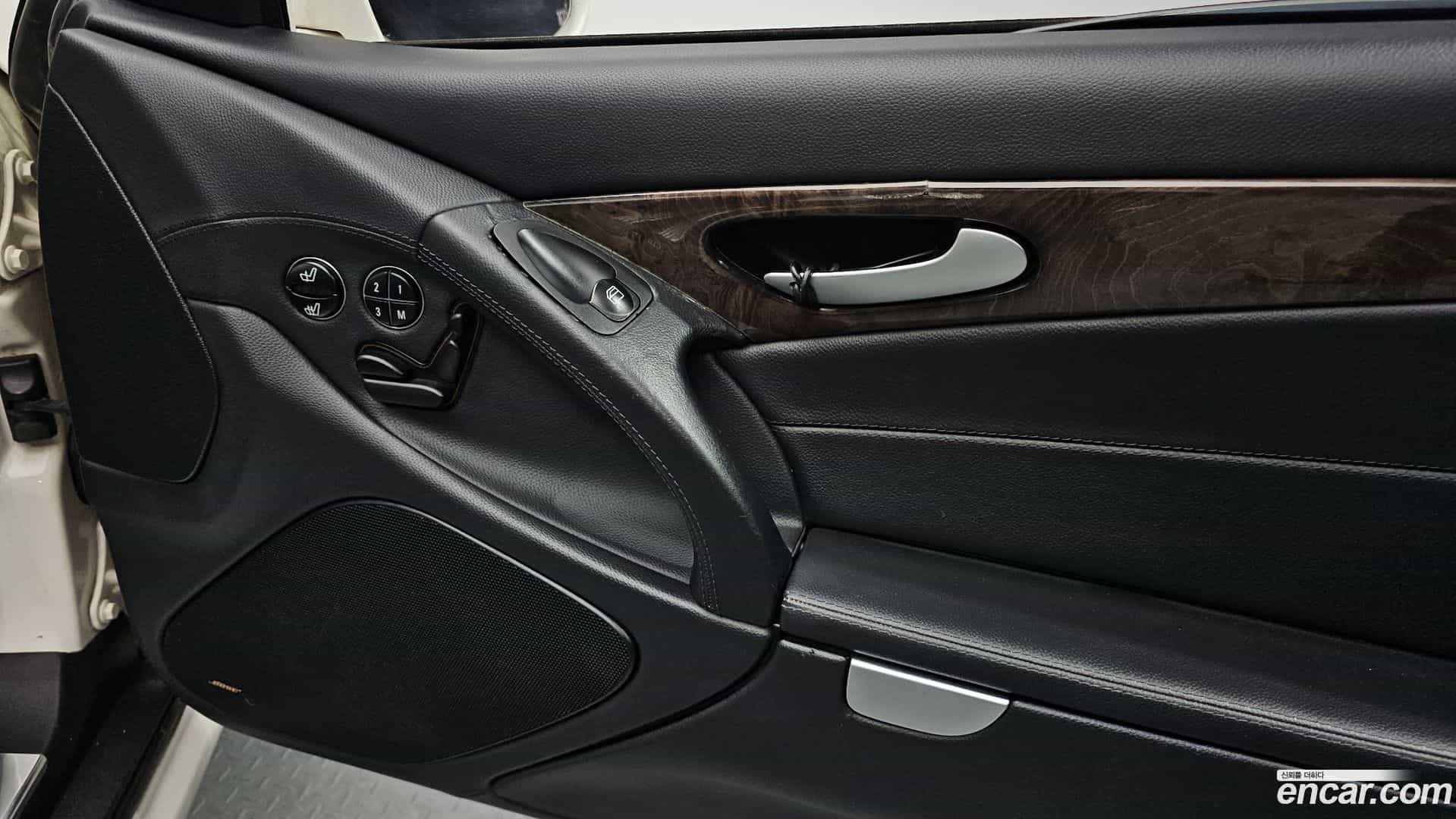 SL-Class Mercedes-Benz 2007.11-OPTION-022