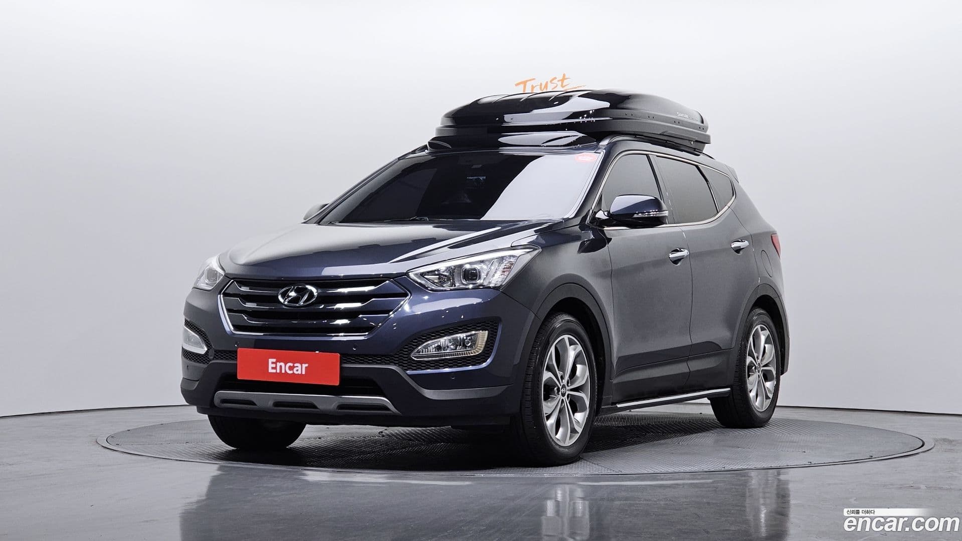 Main__Slider__Photo:Santafe Hyundai 2015.5-0