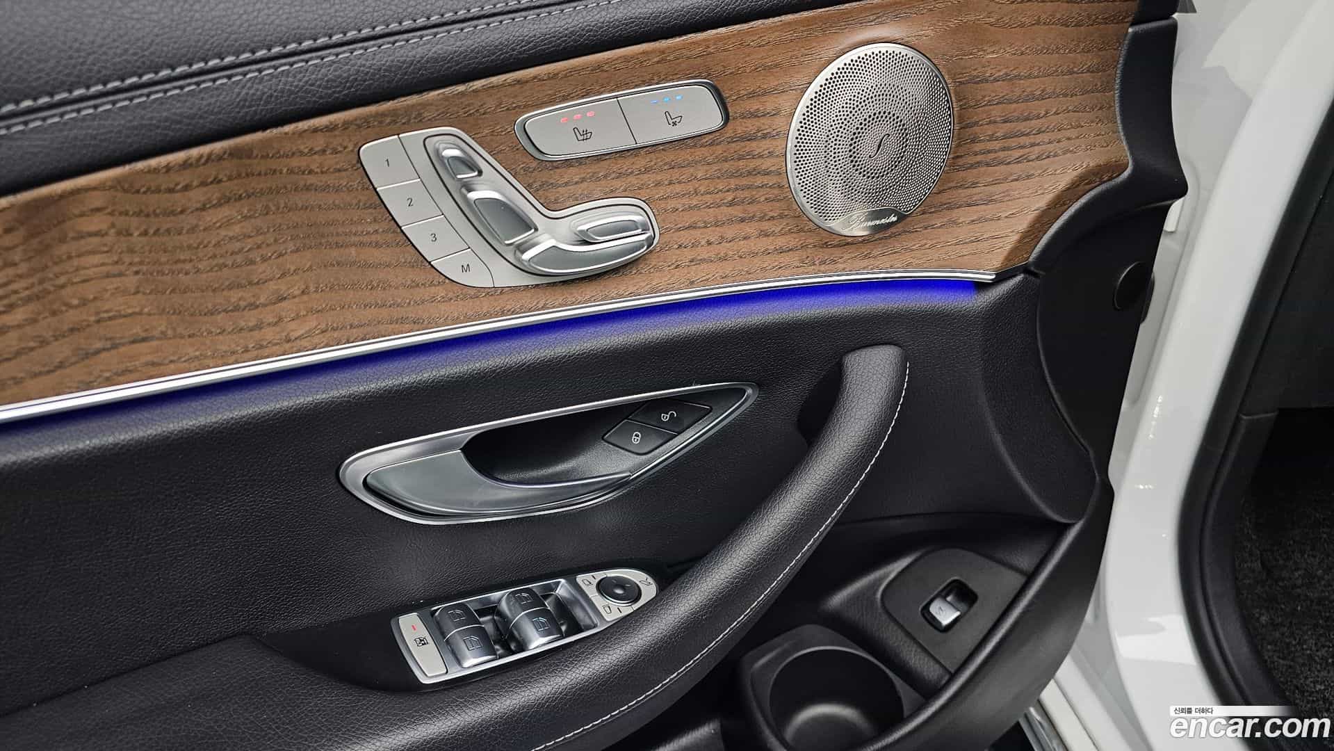 E-Class Mercedes-Benz 2022.2-OPTION-021