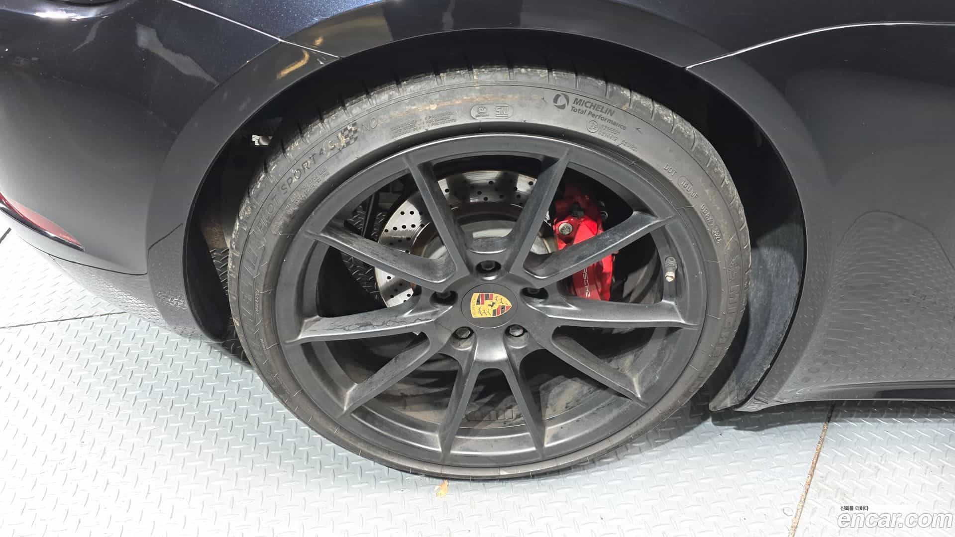 718 Porsche 2021.5-OUTER-005
