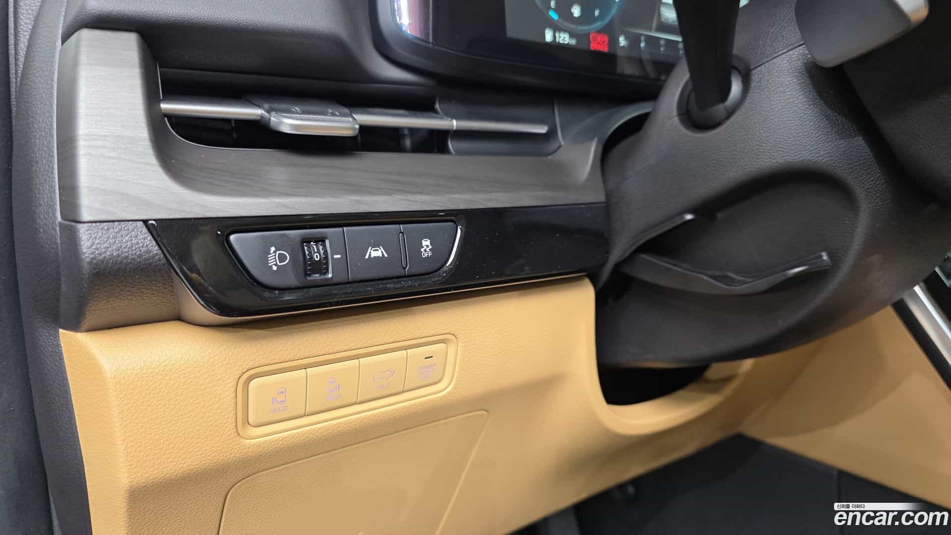 Canival Kia 2023.9-OPTION-017