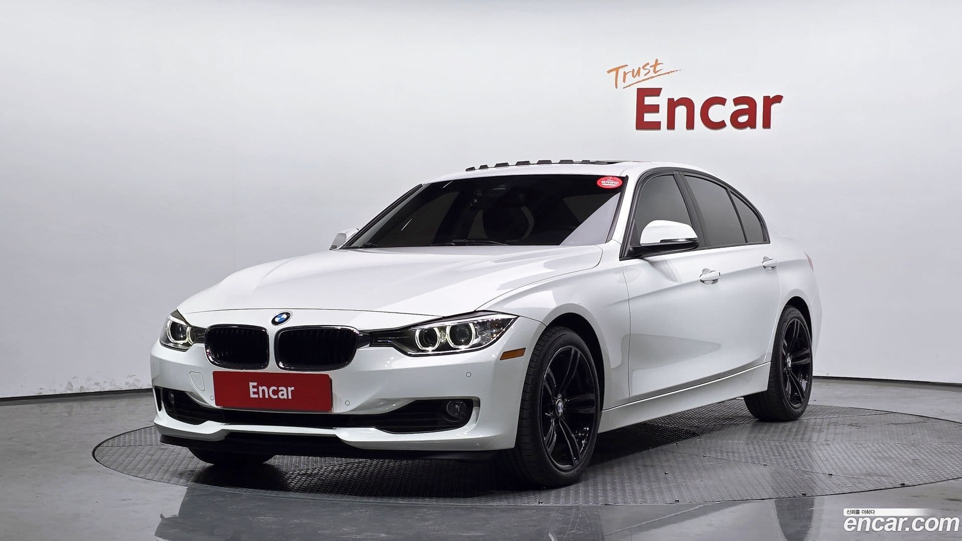 Main__Slider__Photo:3-Series BMW 2015.4-0