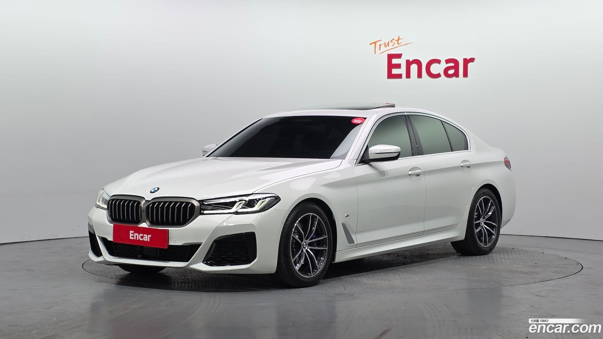 Main__Slider__Photo:5-Series BMW 2023.2-0
