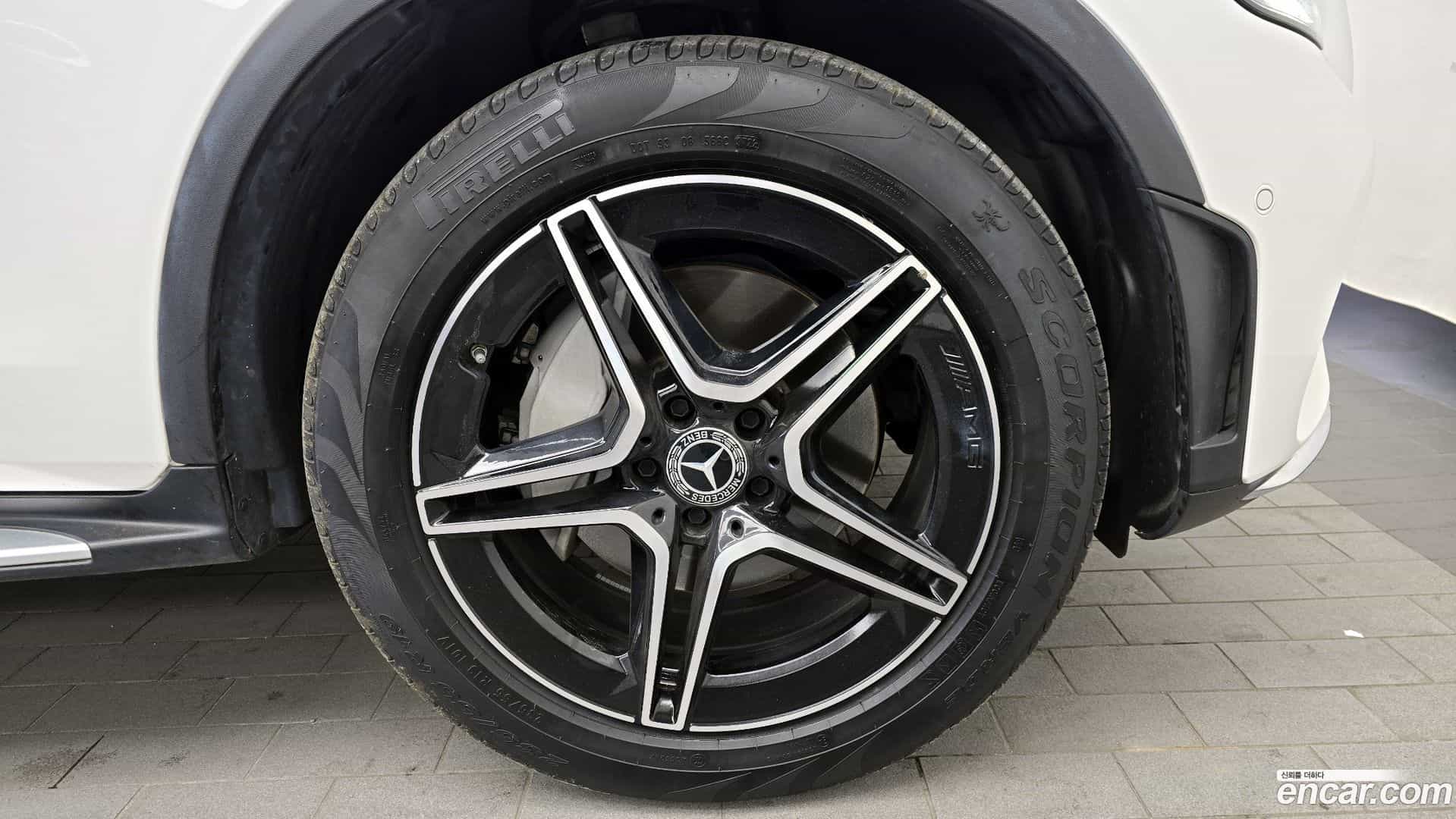 GLC-Class Mercedes-Benz 2023.2-OUTER-005