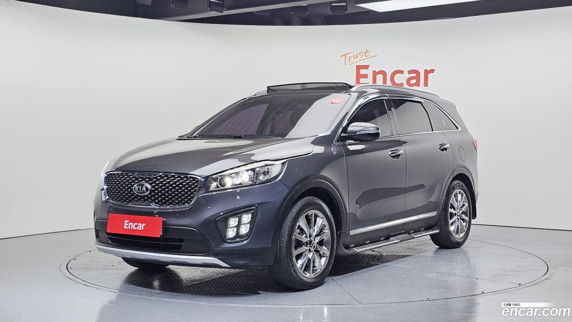 Main__Slider__Photo:Sorento Kia 2015.6-0