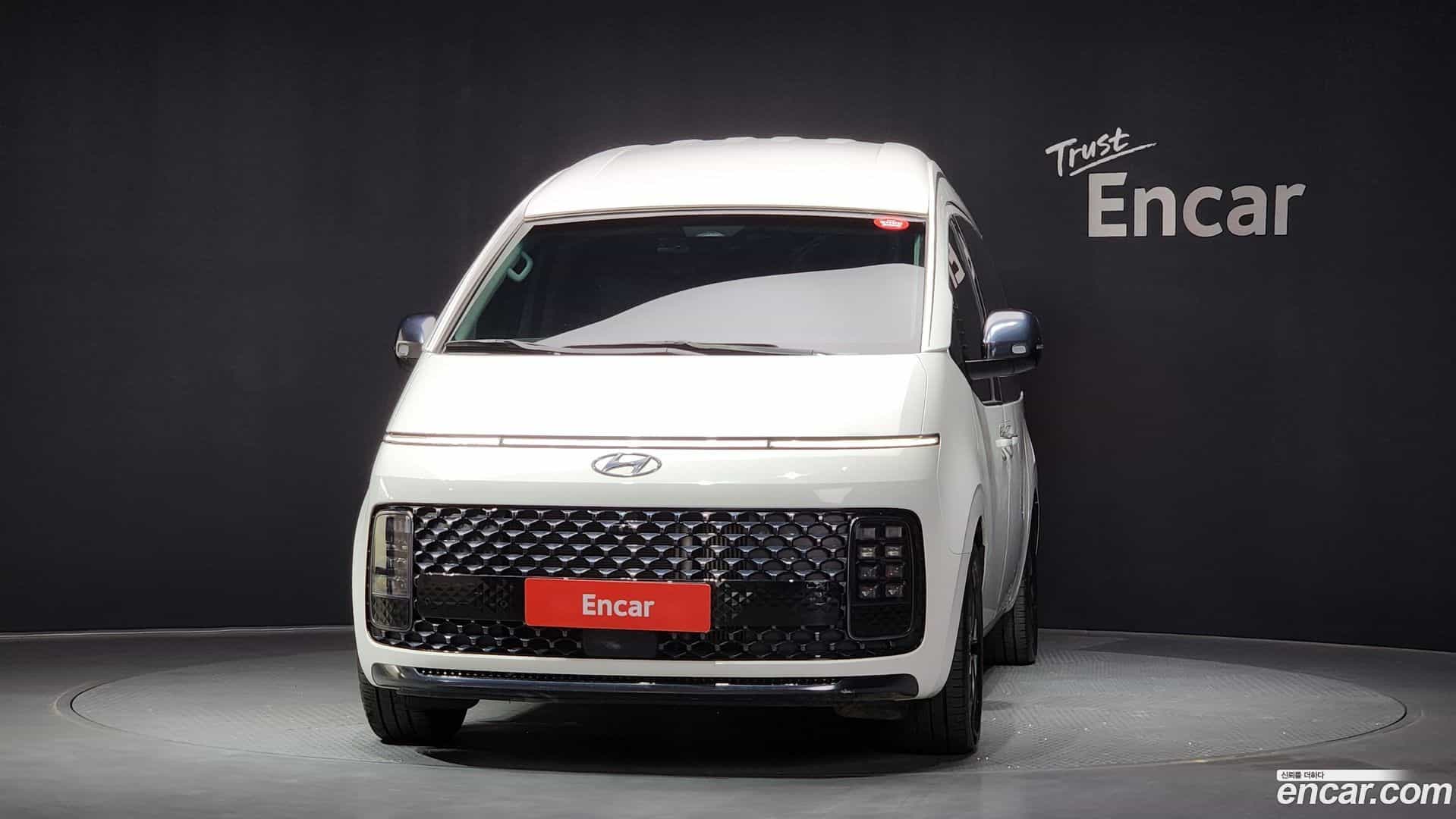 Staria Hyundai 2022.9-OUTER-003