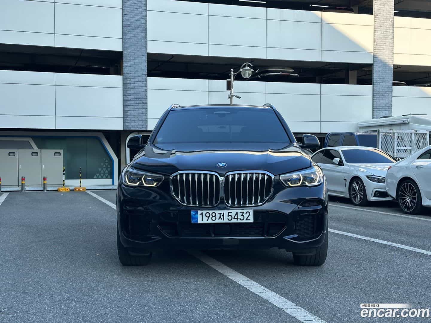 X5 BMW 2022.0-OUTER-003