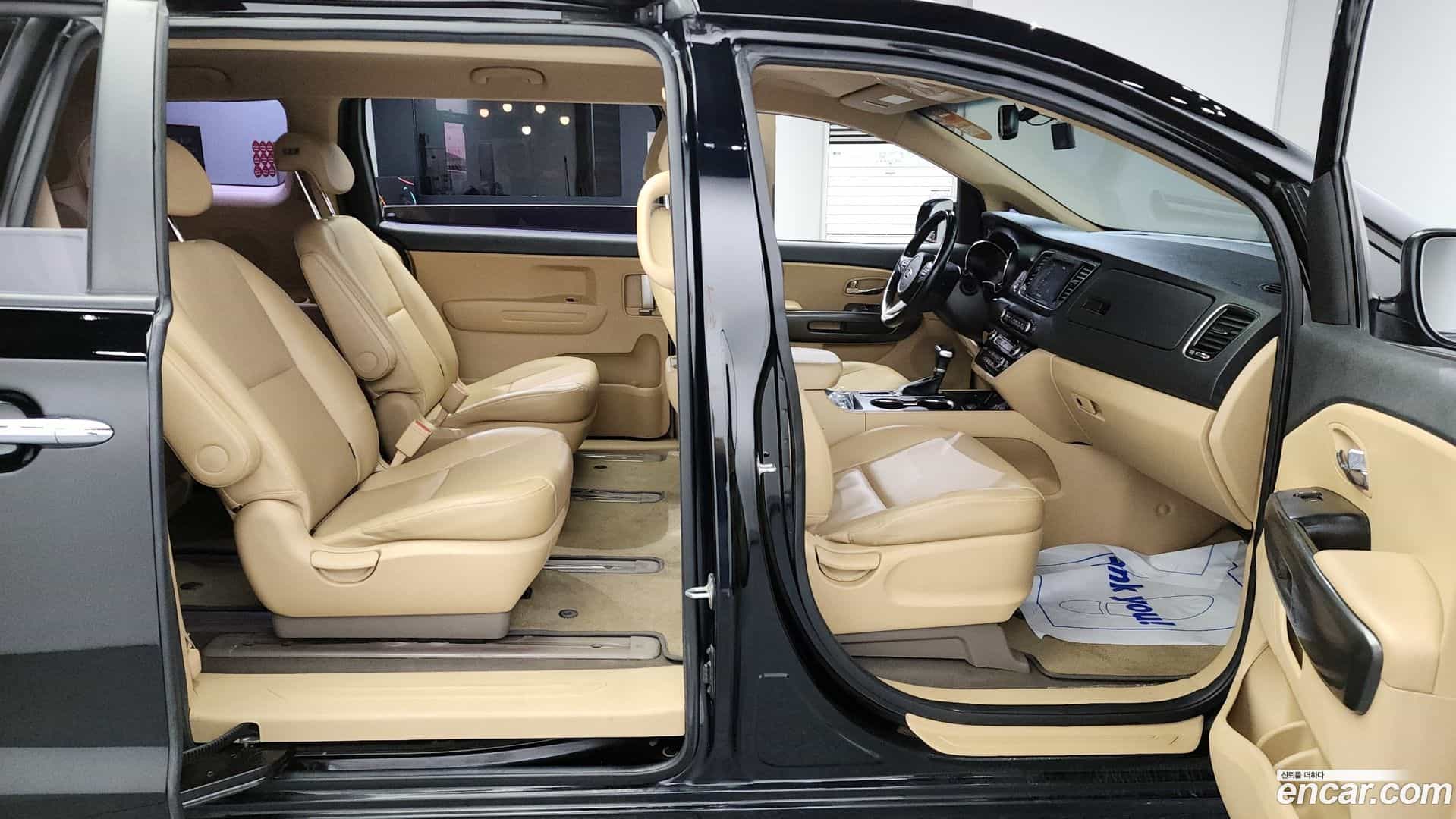 Canival Kia 2019.3-OPTION-016