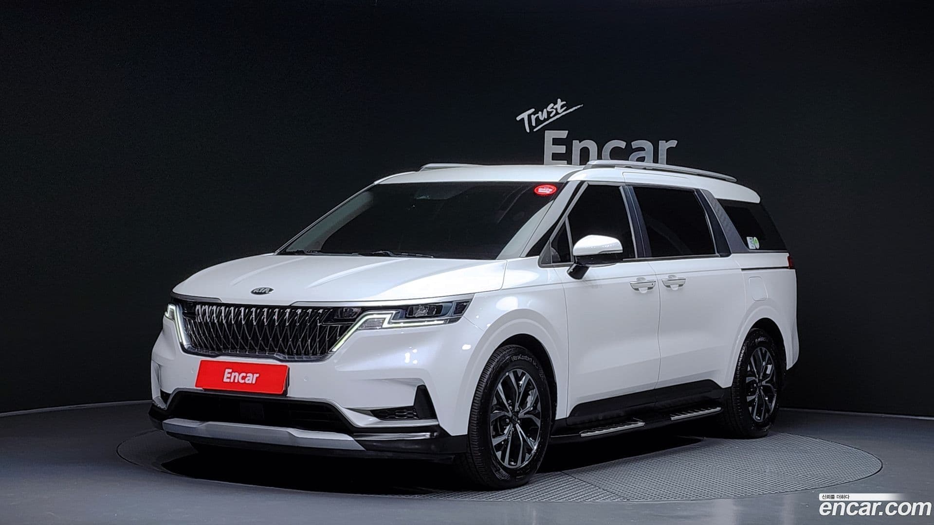 Main__Slider__Photo:Canival Kia 2021.7-0