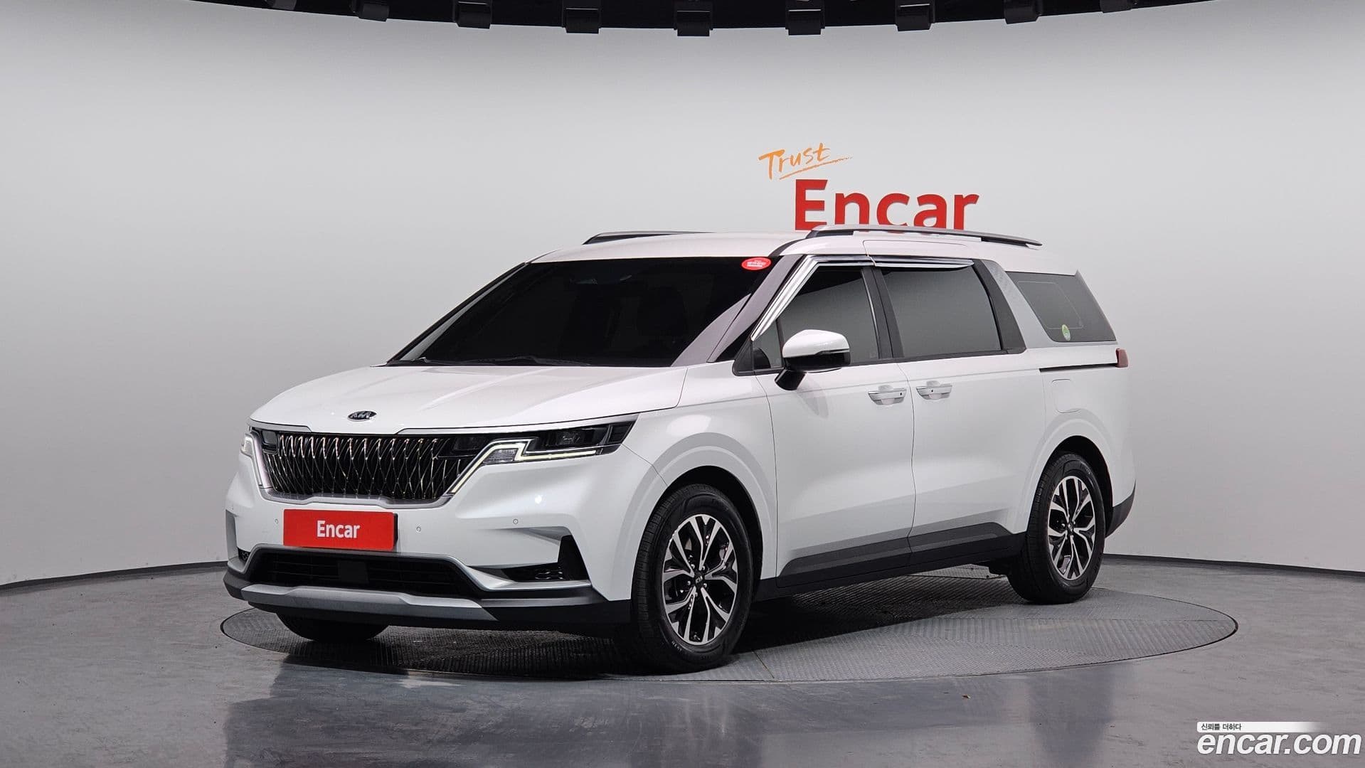 Main__Slider__Photo:Canival Kia 2020.11-0