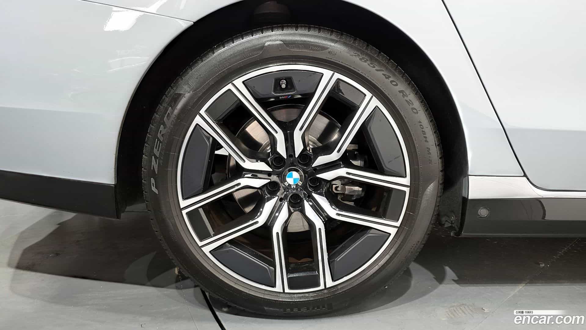 7-Series BMW 2023.4-OUTER-005