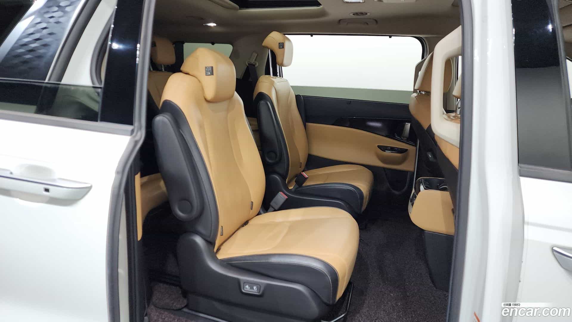 Canival Kia 2020.9-OPTION-016
