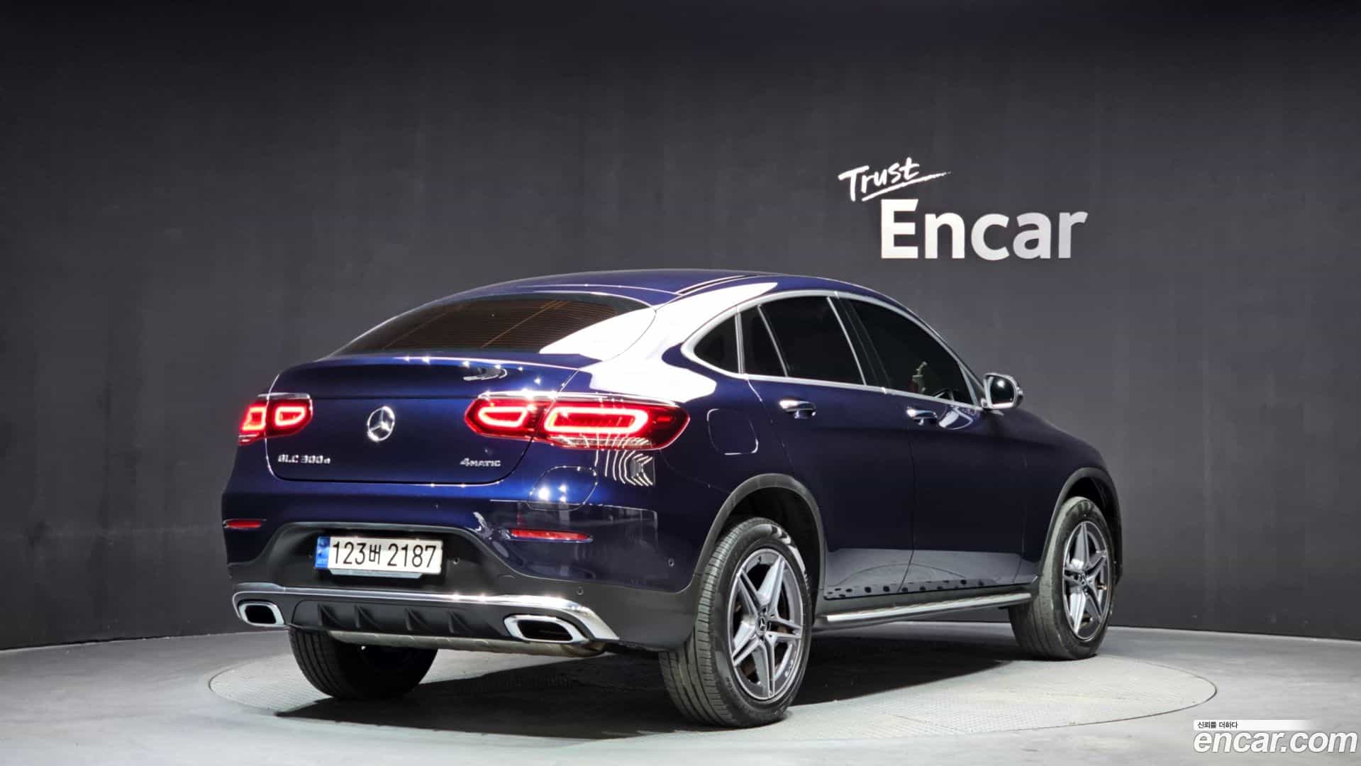 GLC-Class Mercedes-Benz 2023.0-OUTER-002