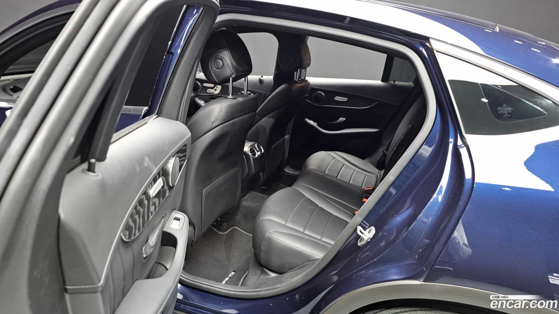 GLC-Class Mercedes-Benz 2023.0-OPTION-015