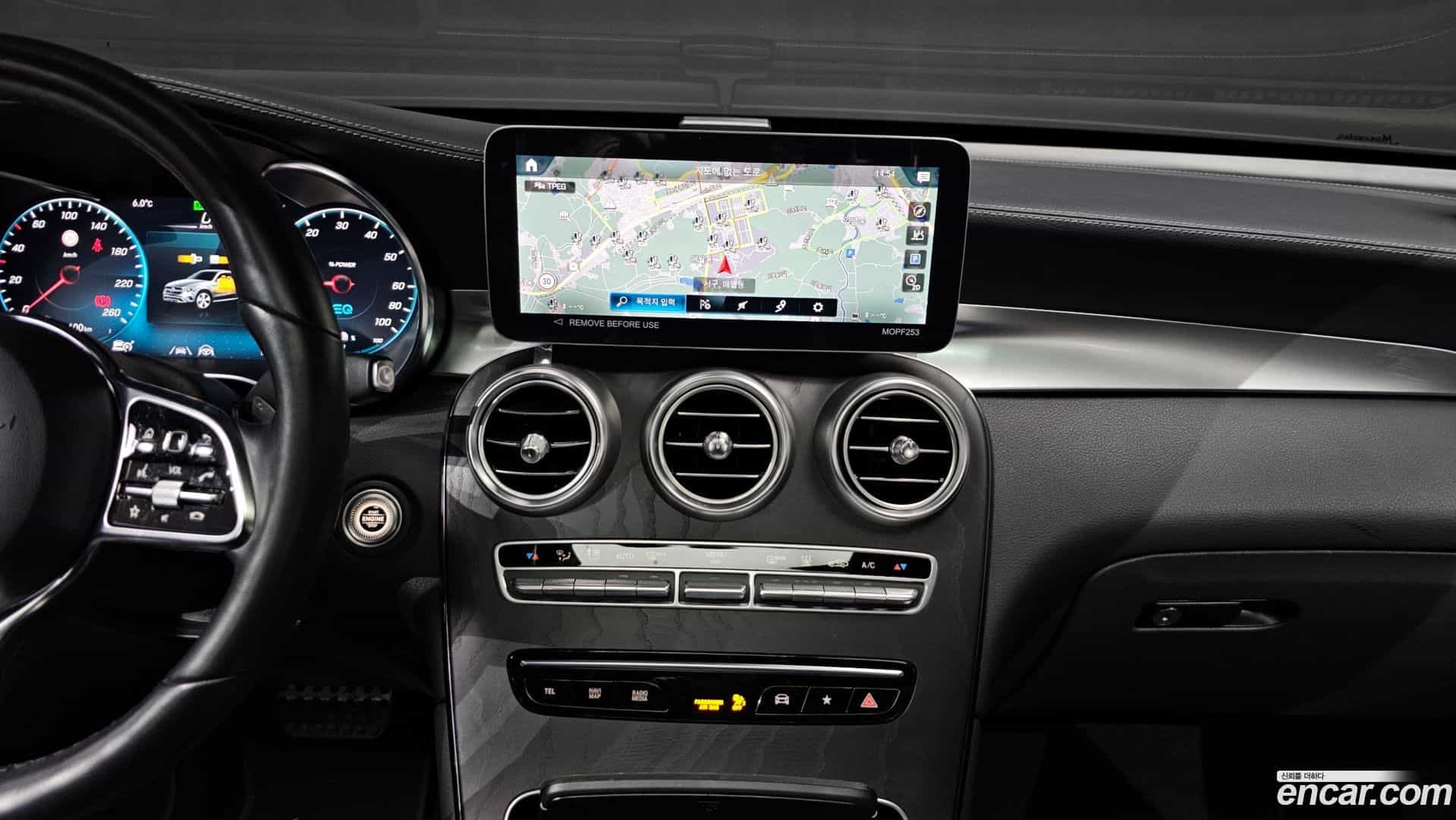 GLC-Class Mercedes-Benz 2023.0-OPTION-018
