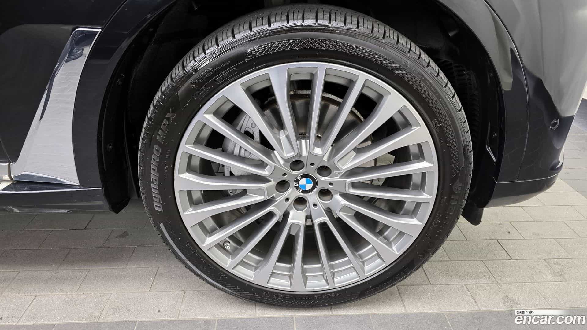 X7 BMW 2021.11-OUTER-005