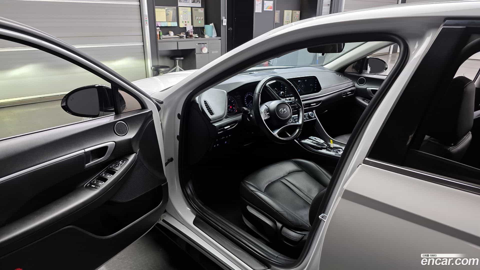 Sonata Hyundai 2022.4-INNER-010