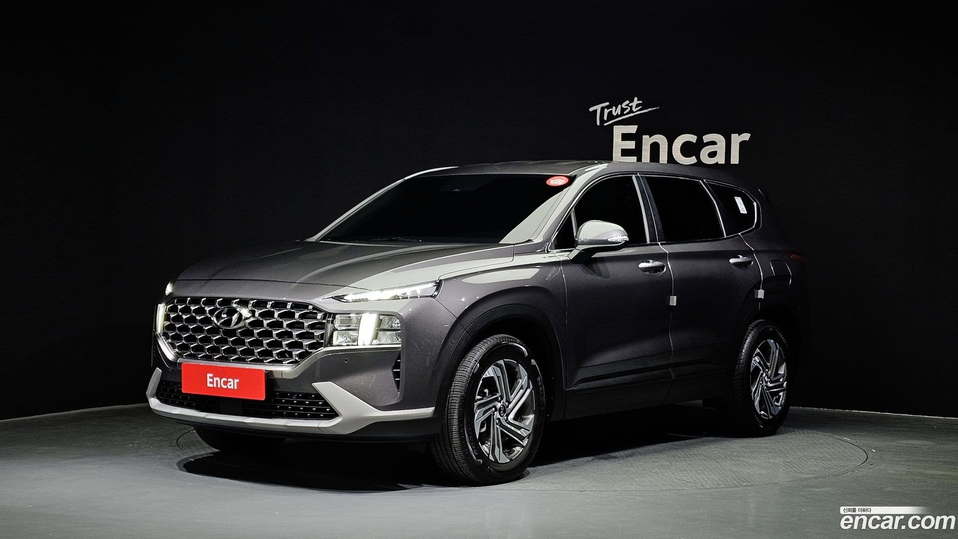 Main__Slider__Photo:Santafe Hyundai 2021.11-0