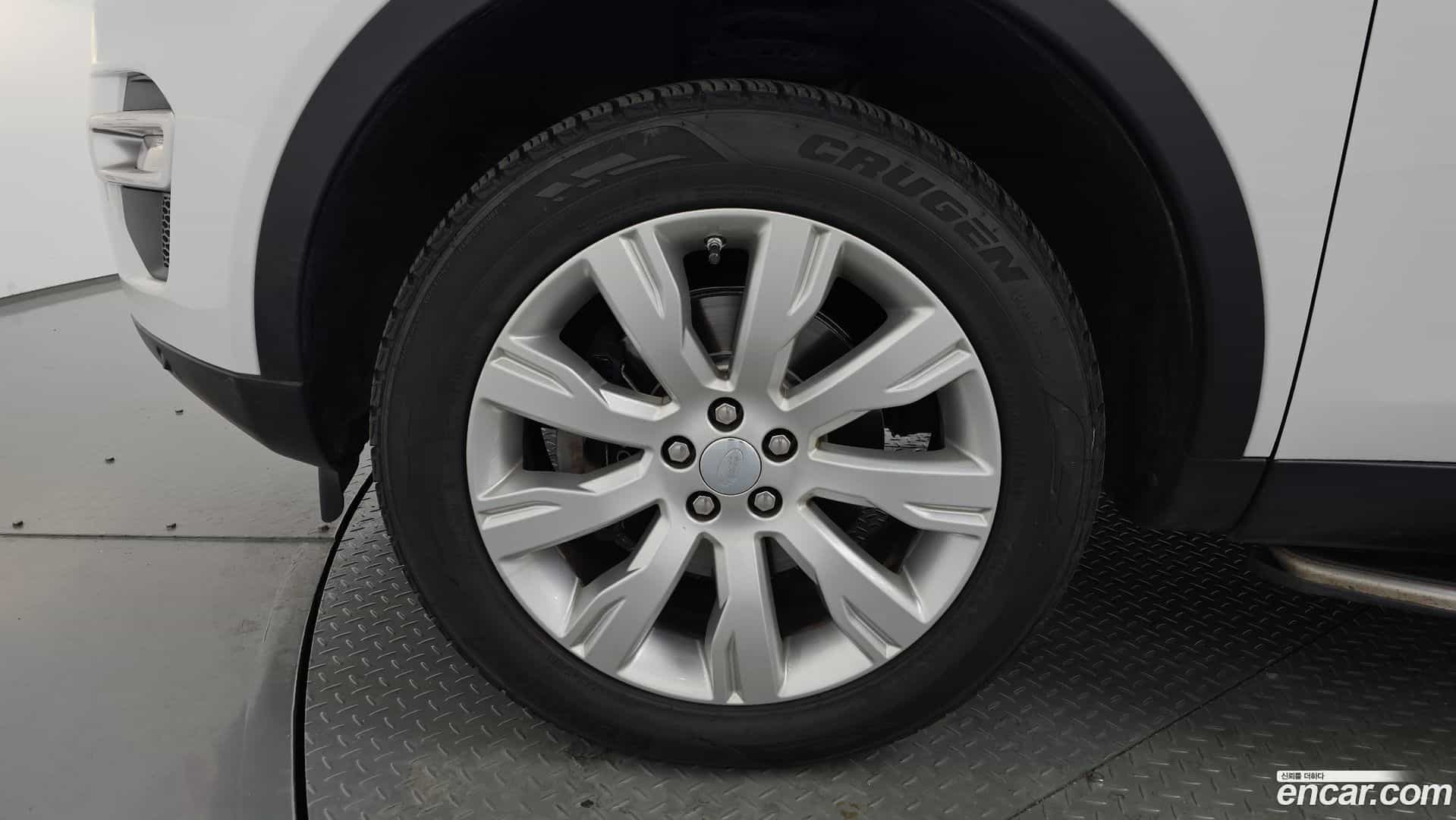 Discovery Sport Land Rover 2015.10-OUTER-005