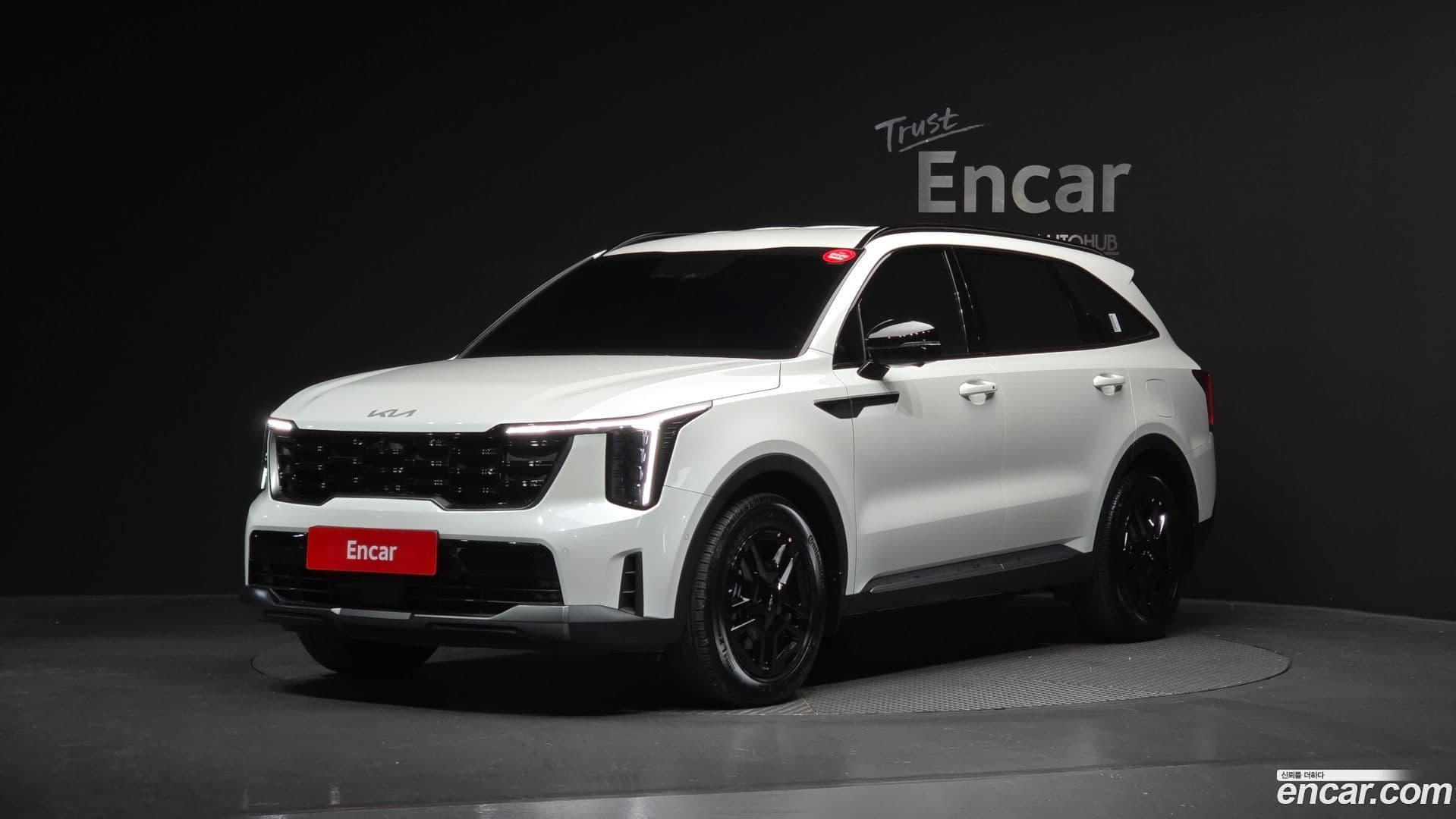 Main__Slider__Photo:Sorento Kia 2024.1-0