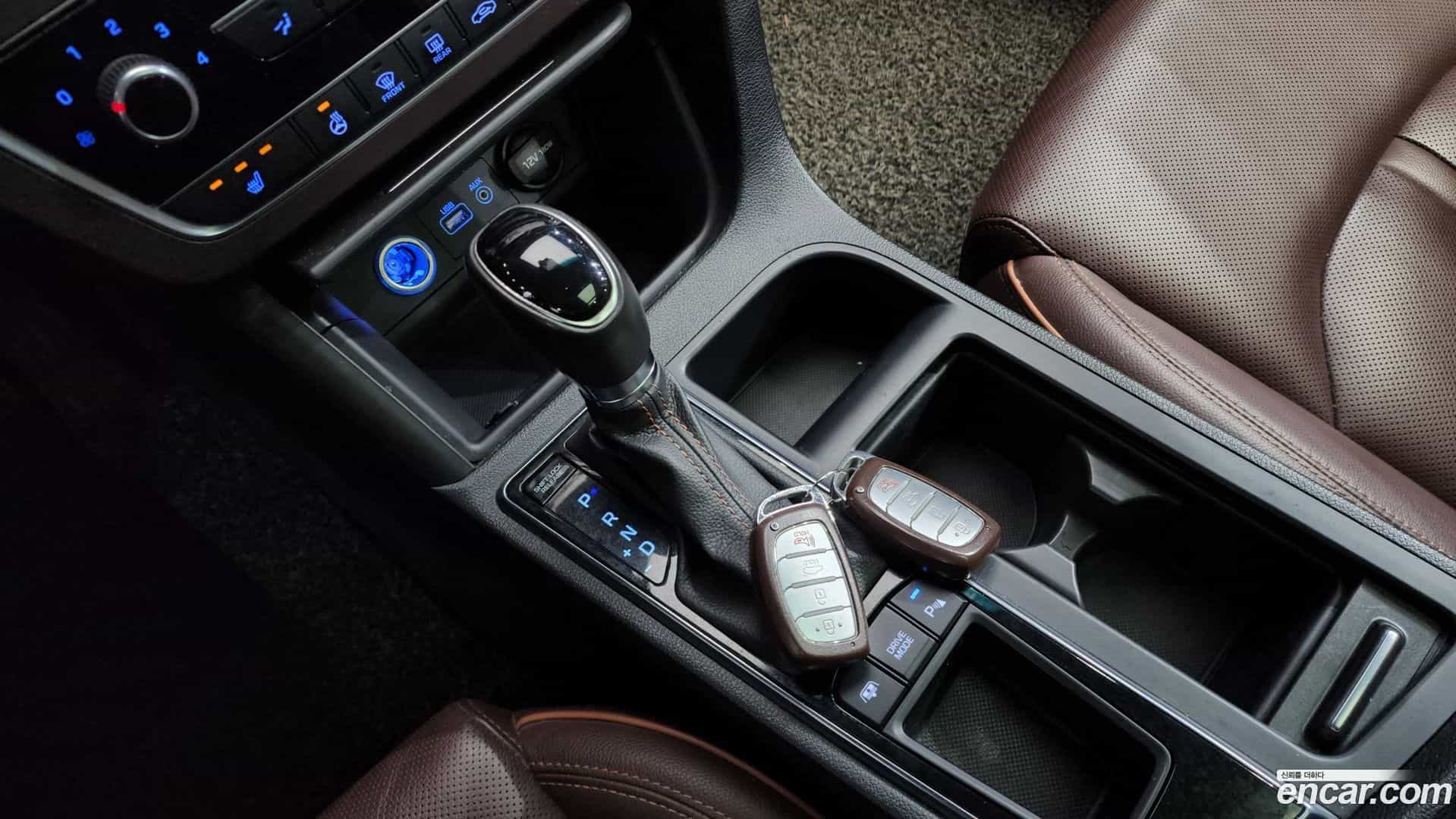 Sonata Hyundai 2016.9-INNER-009