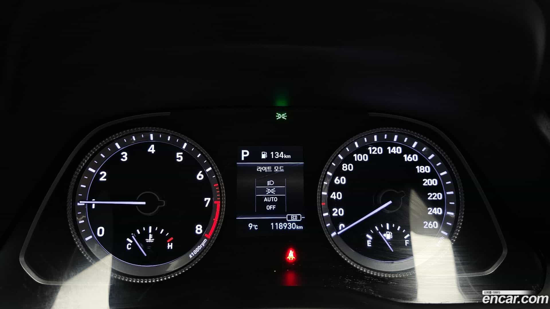 Sonata Hyundai 2020.2-INNER-008