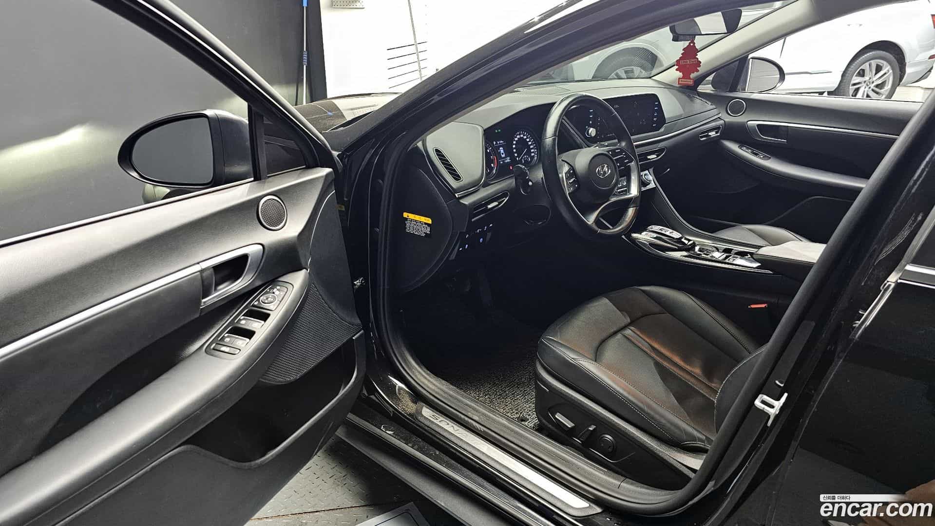 Sonata Hyundai 2020.2-INNER-010