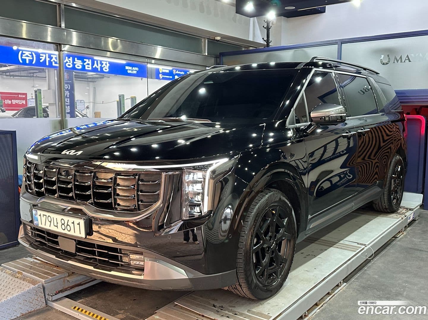 Main__Slider__Photo:Canival Kia 2024.11-0