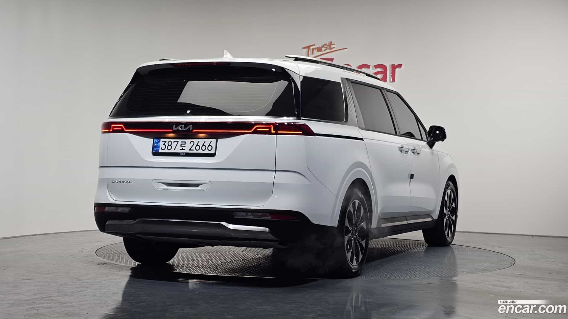 Canival Kia 2023.1-OUTER-002