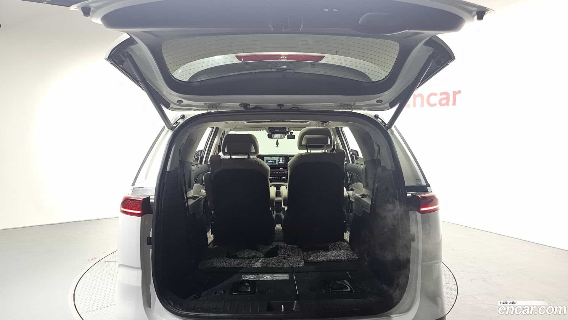 Canival Kia 2023.1-OPTION-024