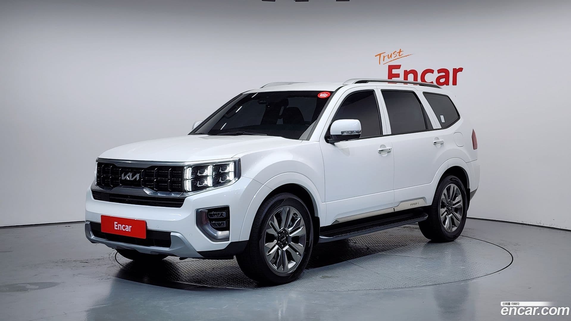 Main__Slider__Photo:Mohave Kia 2022.6-0