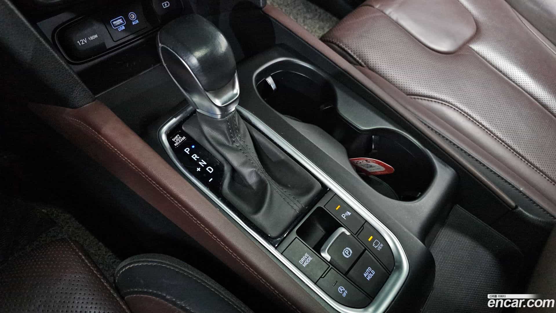 Santafe Hyundai 2018.9-INNER-009