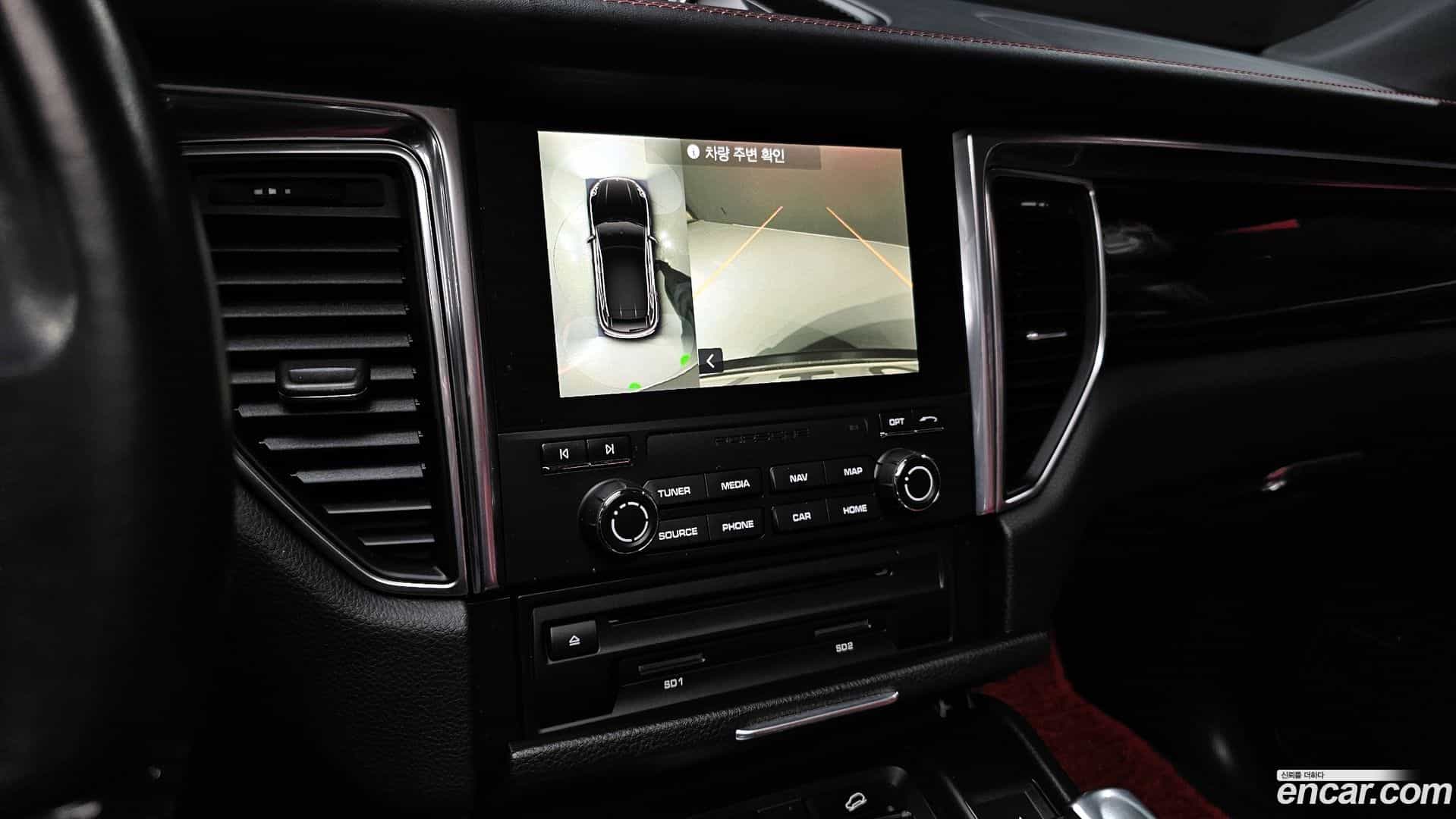 Macan Porsche 2016.9-OPTION-019