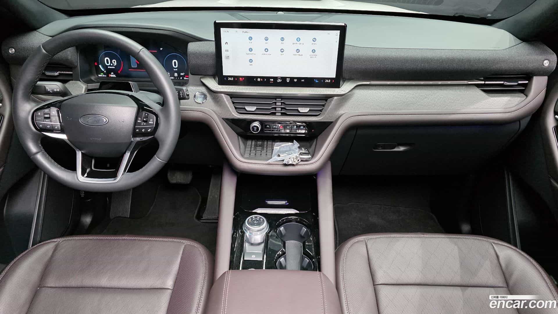 Explorer Ford 2024.10-INNER-007