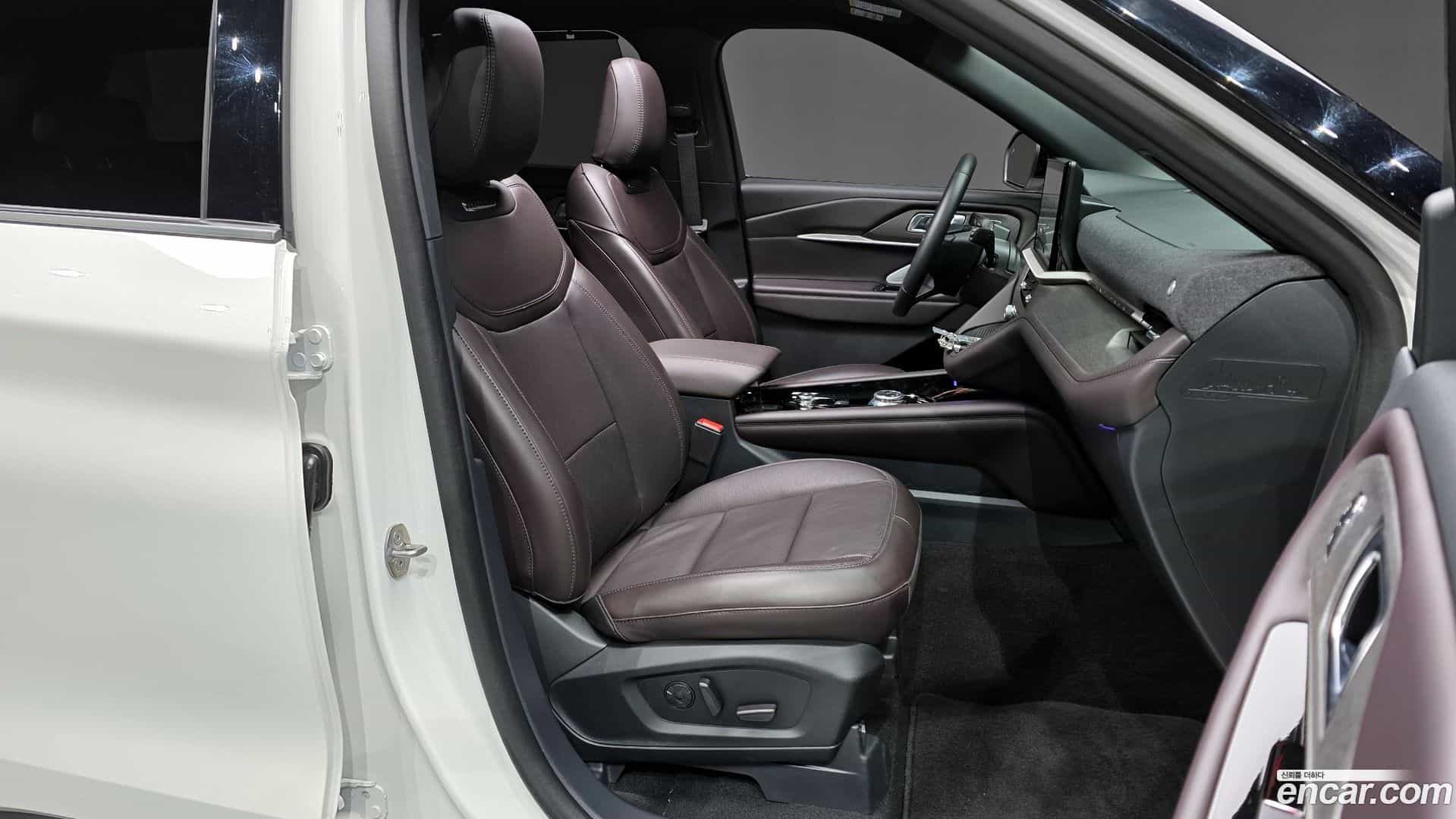 Explorer Ford 2024.10-OPTION-015