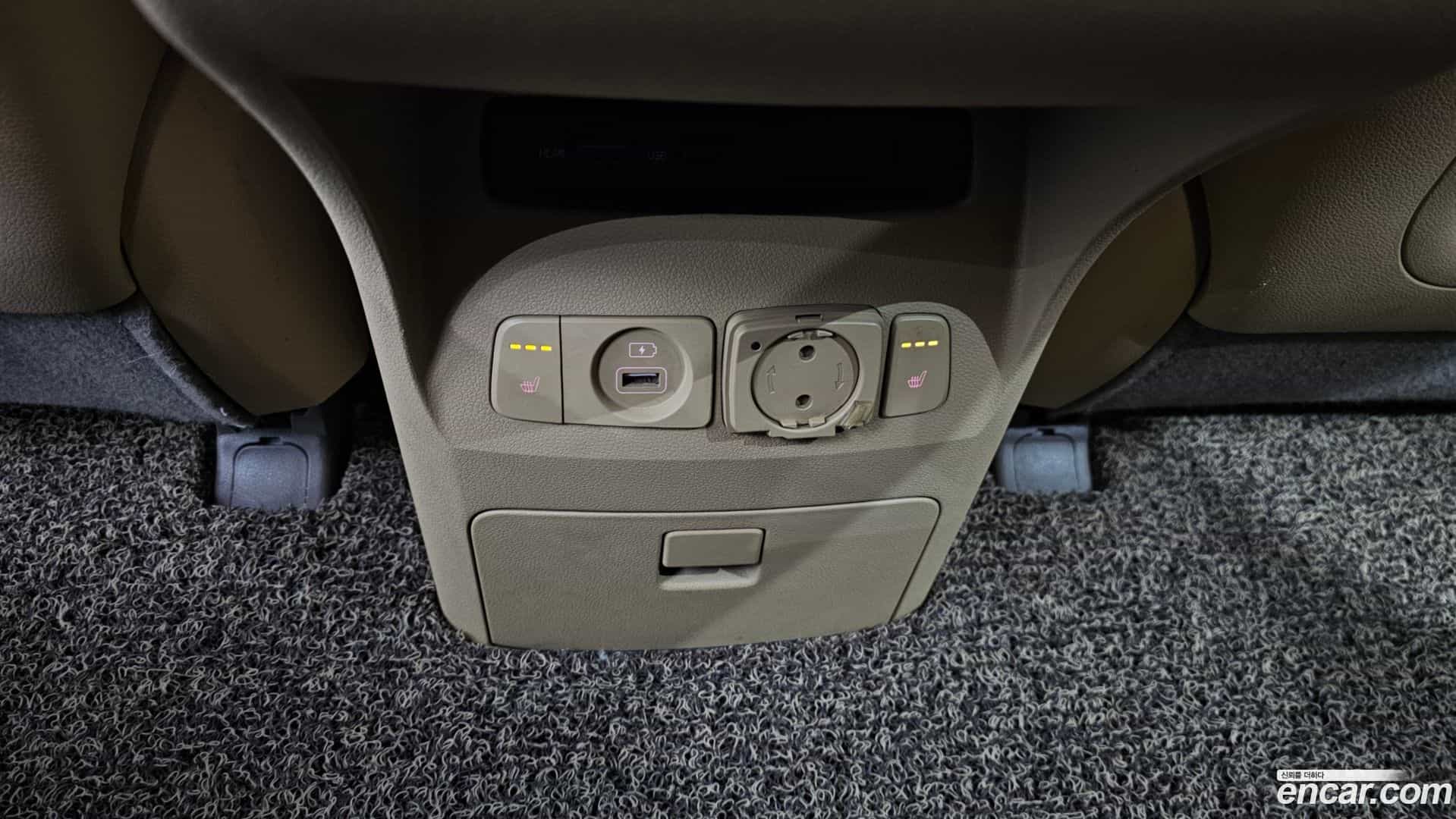Canival Kia 2018.1-OPTION-021