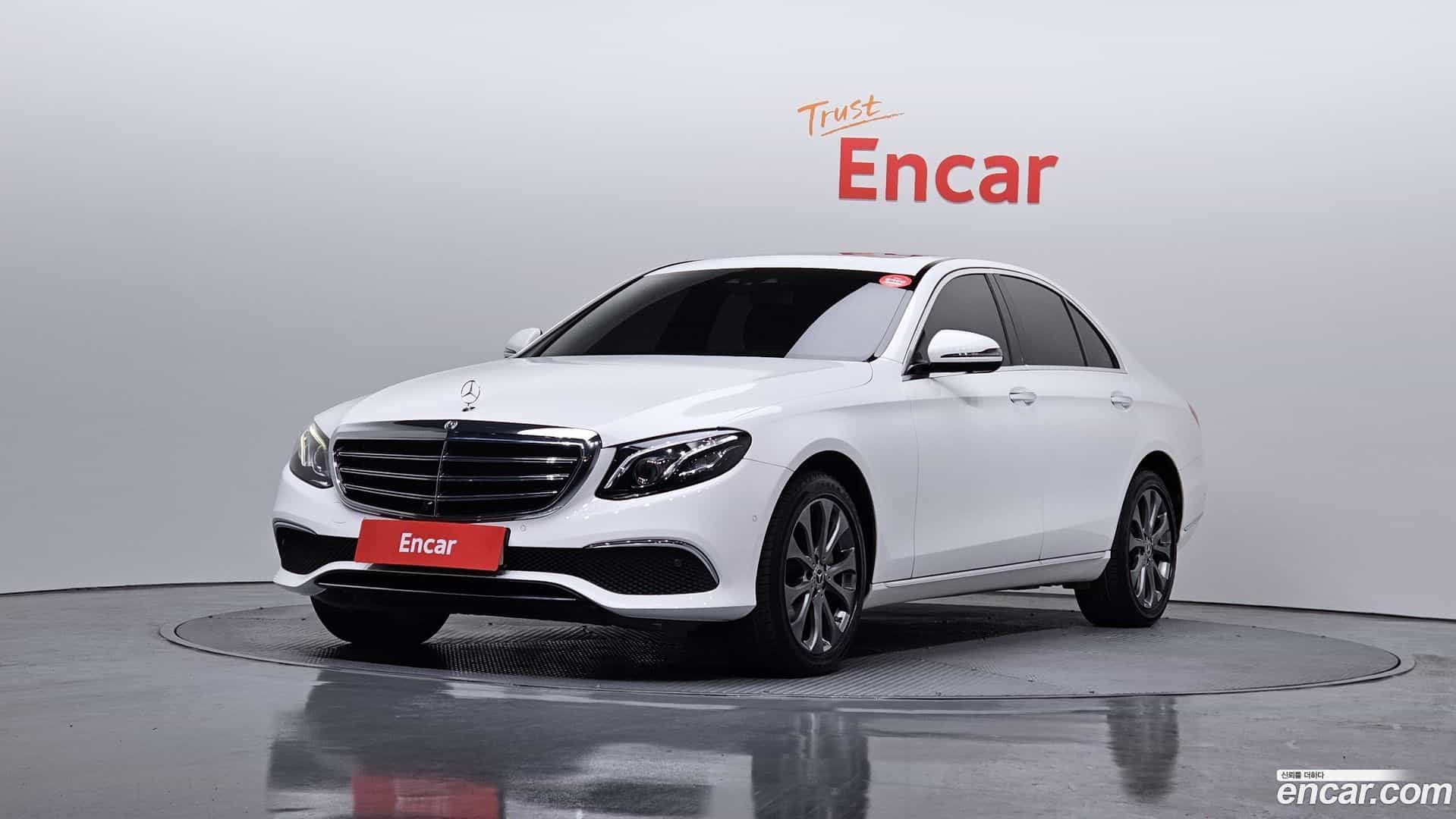 E-Class Mercedes-Benz 2018.3-OUTER-001