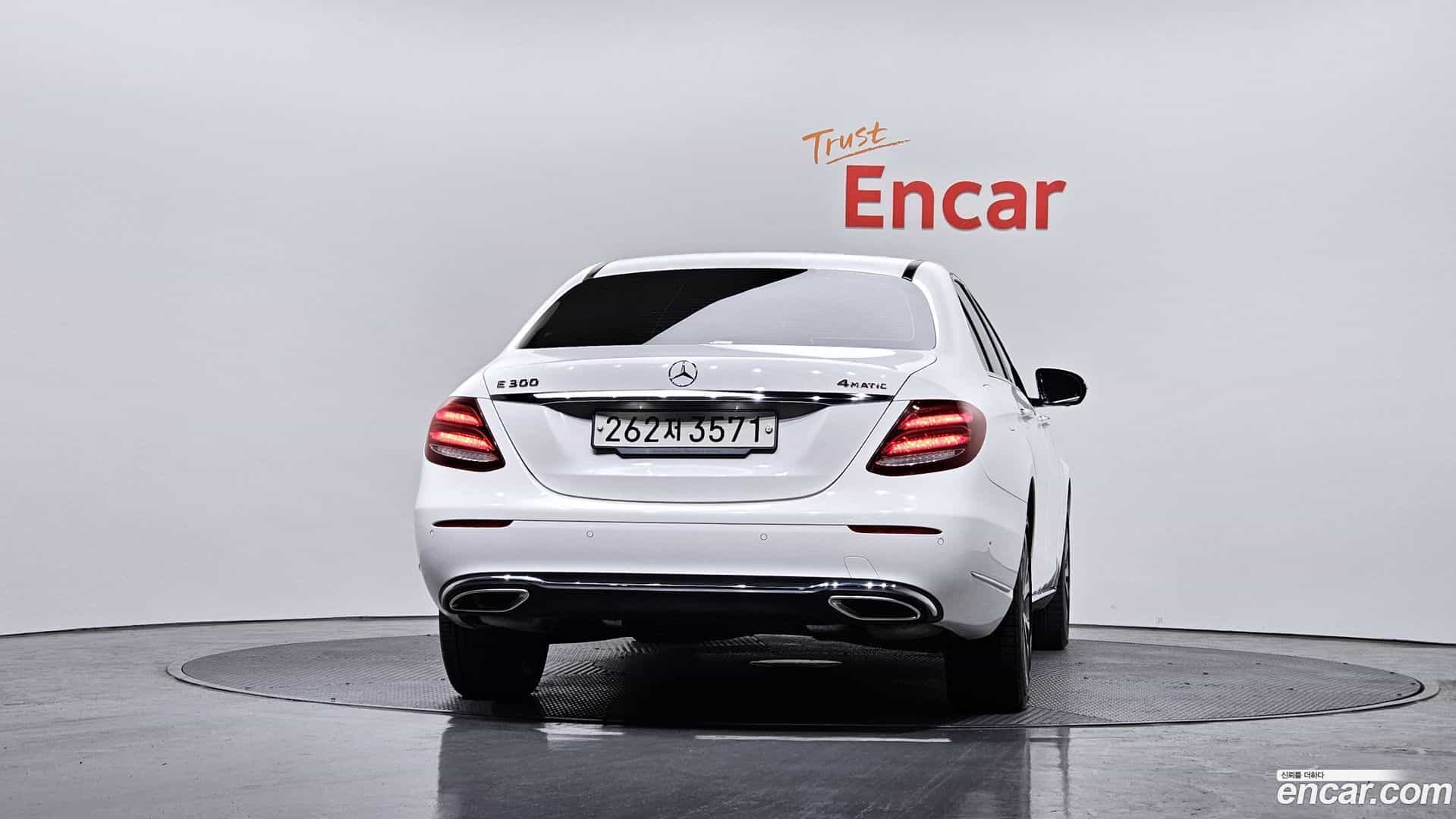 E-Class Mercedes-Benz 2018.3-OUTER-004