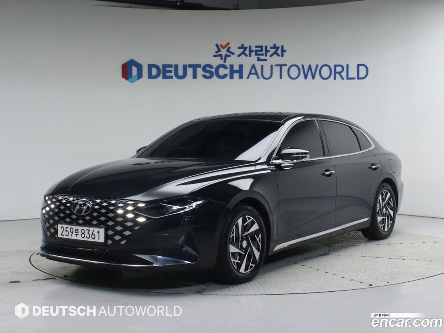 Main__Slider__Photo:Grandeur Hyundai 2020.11-0