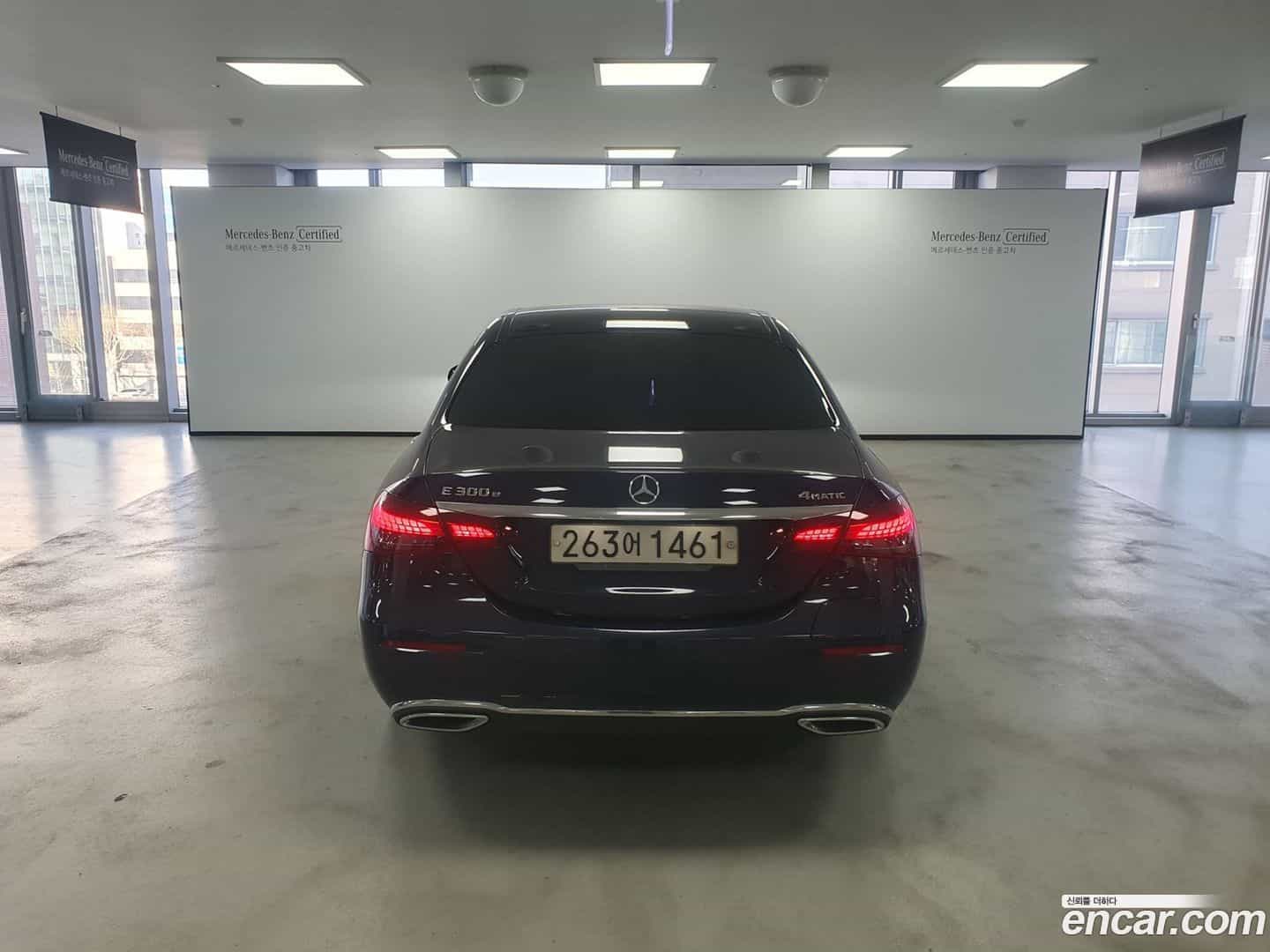 E-Class Mercedes-Benz 2022.11-OUTER-004