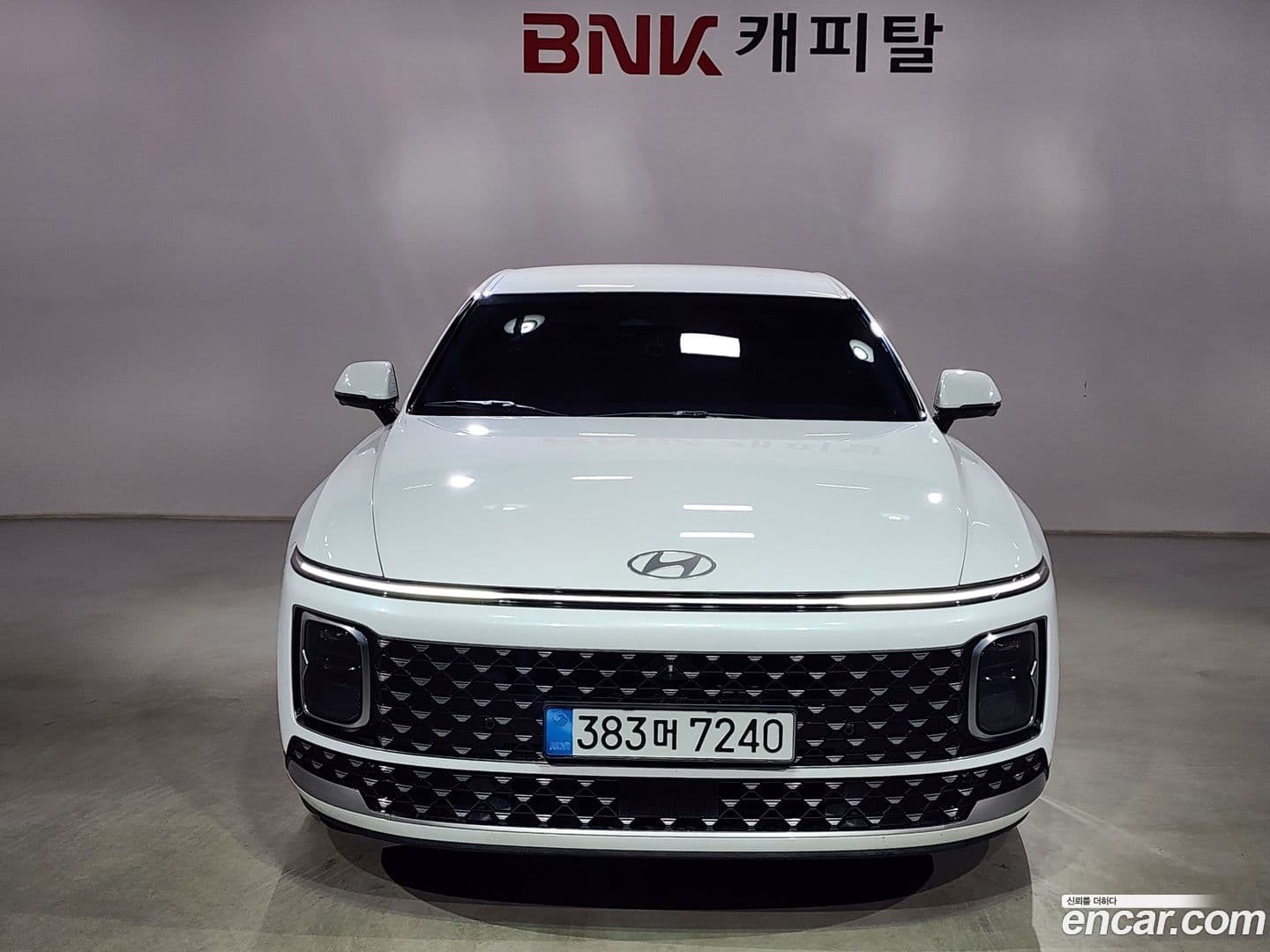 Main__Slider__Photo:Grandeur Hyundai 2023.5-0
