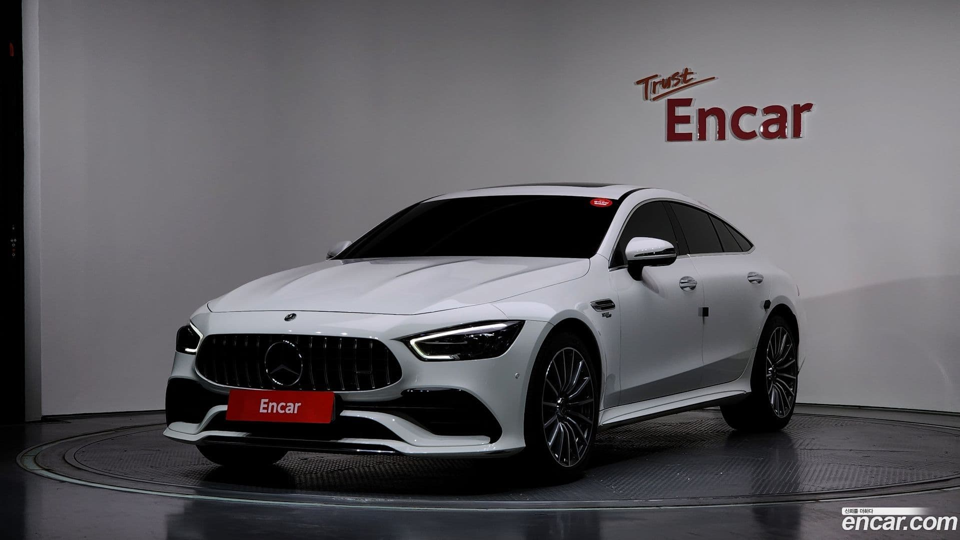 Main__Slider__Photo:AMG GT Mercedes-Benz 2021.10-0