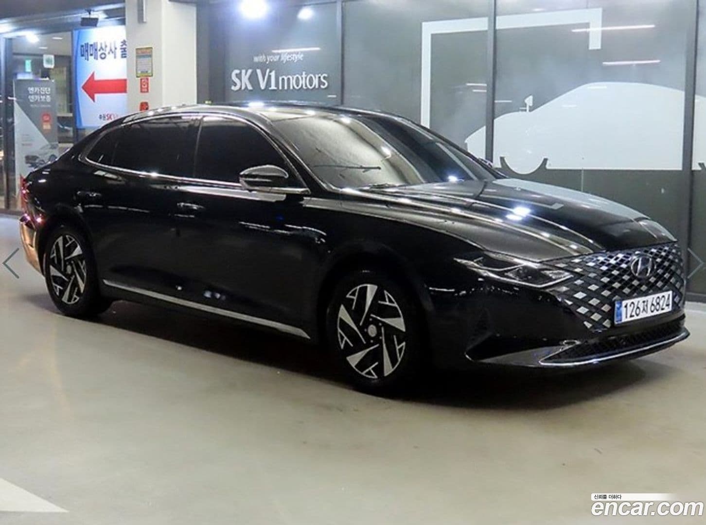 Main__Slider__Photo:Grandeur Hyundai 2020.9-0