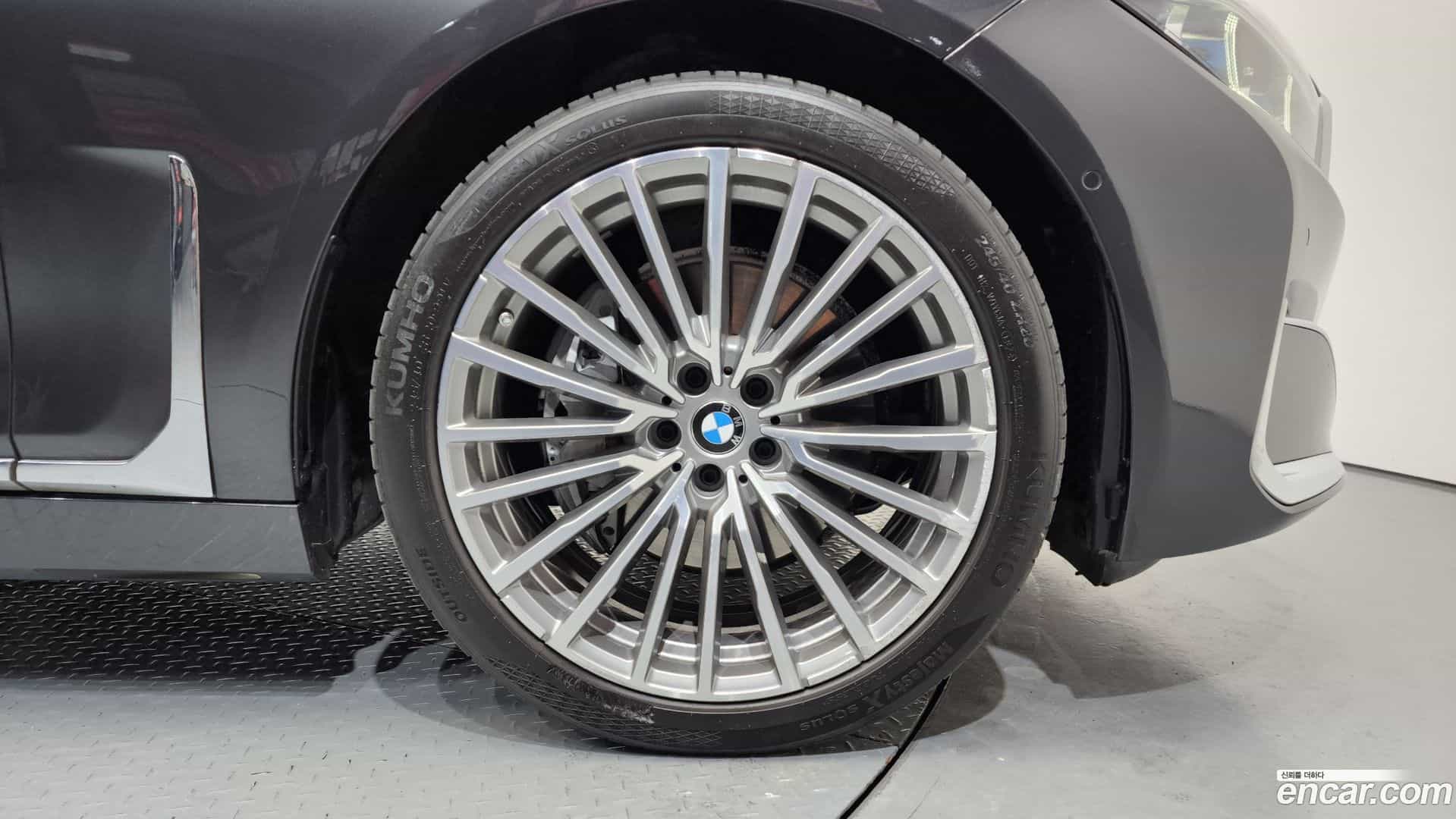 7-Series BMW 2022.2-OUTER-005